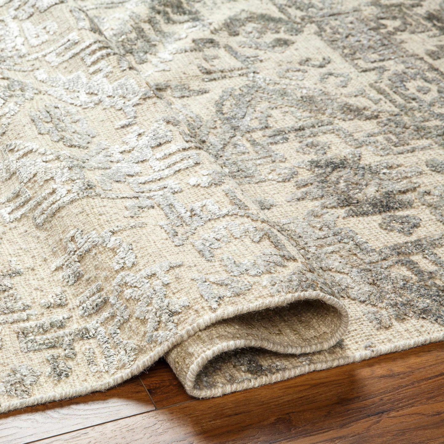 Amina AMA-2301 Handmade Rug
