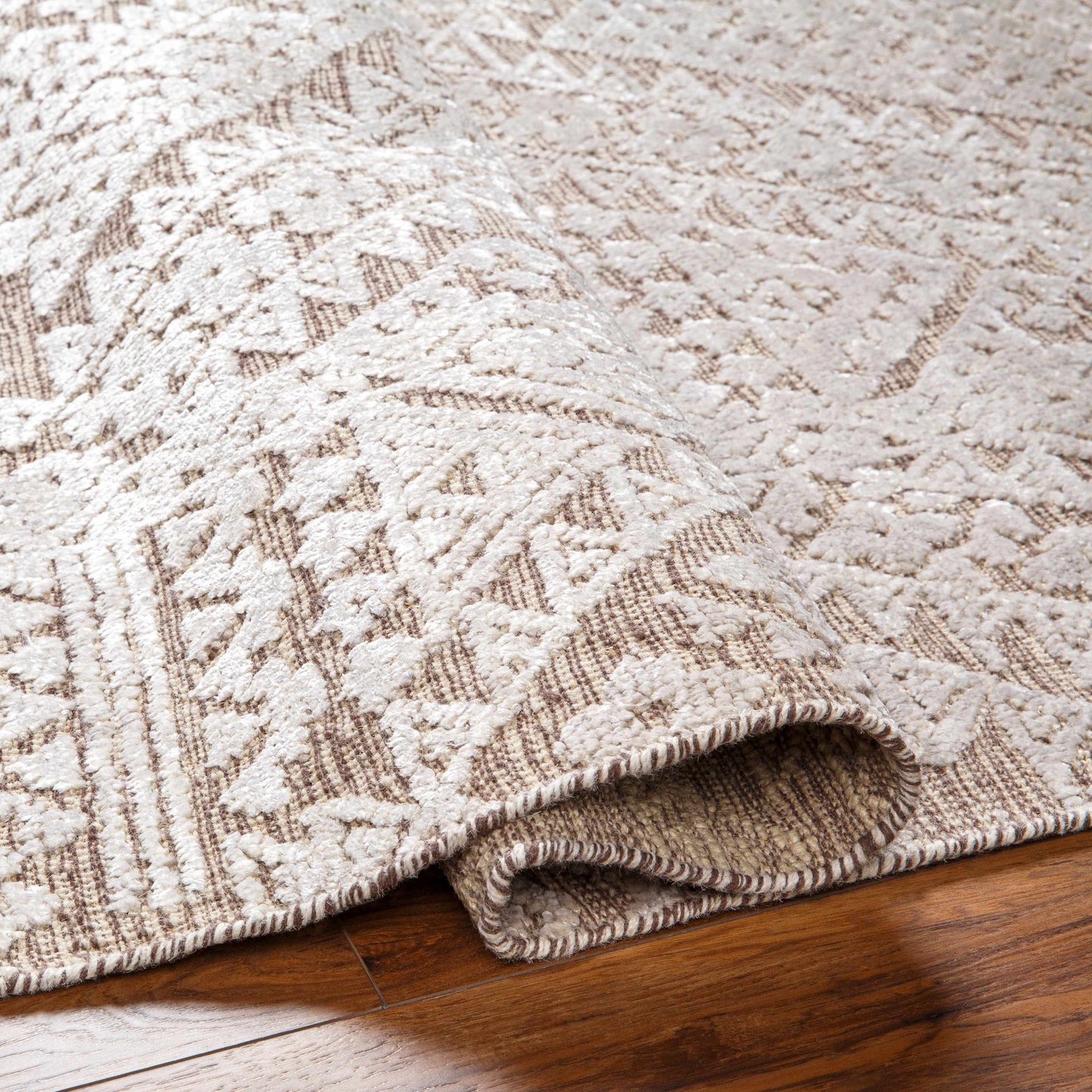 Amina AMA-2304 Handmade Rug