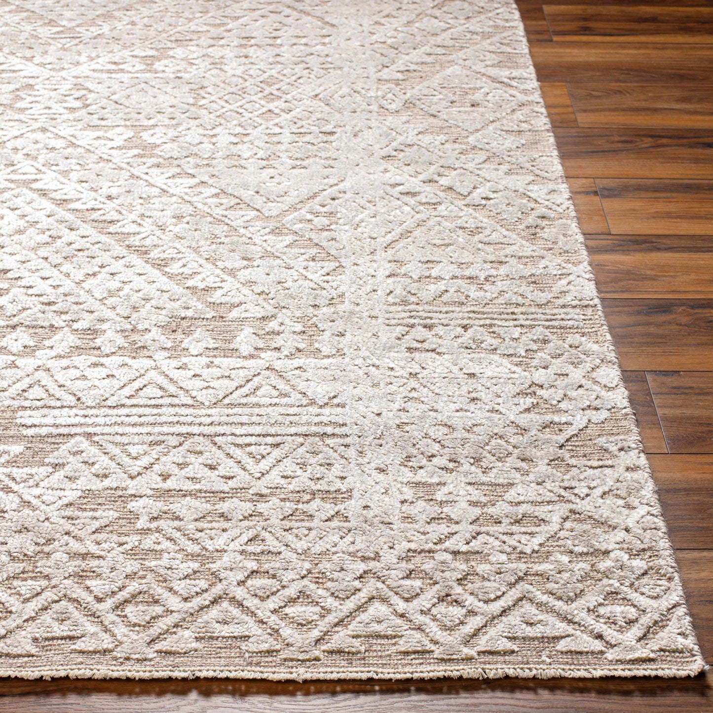 Amina AMA-2304 Handmade Rug