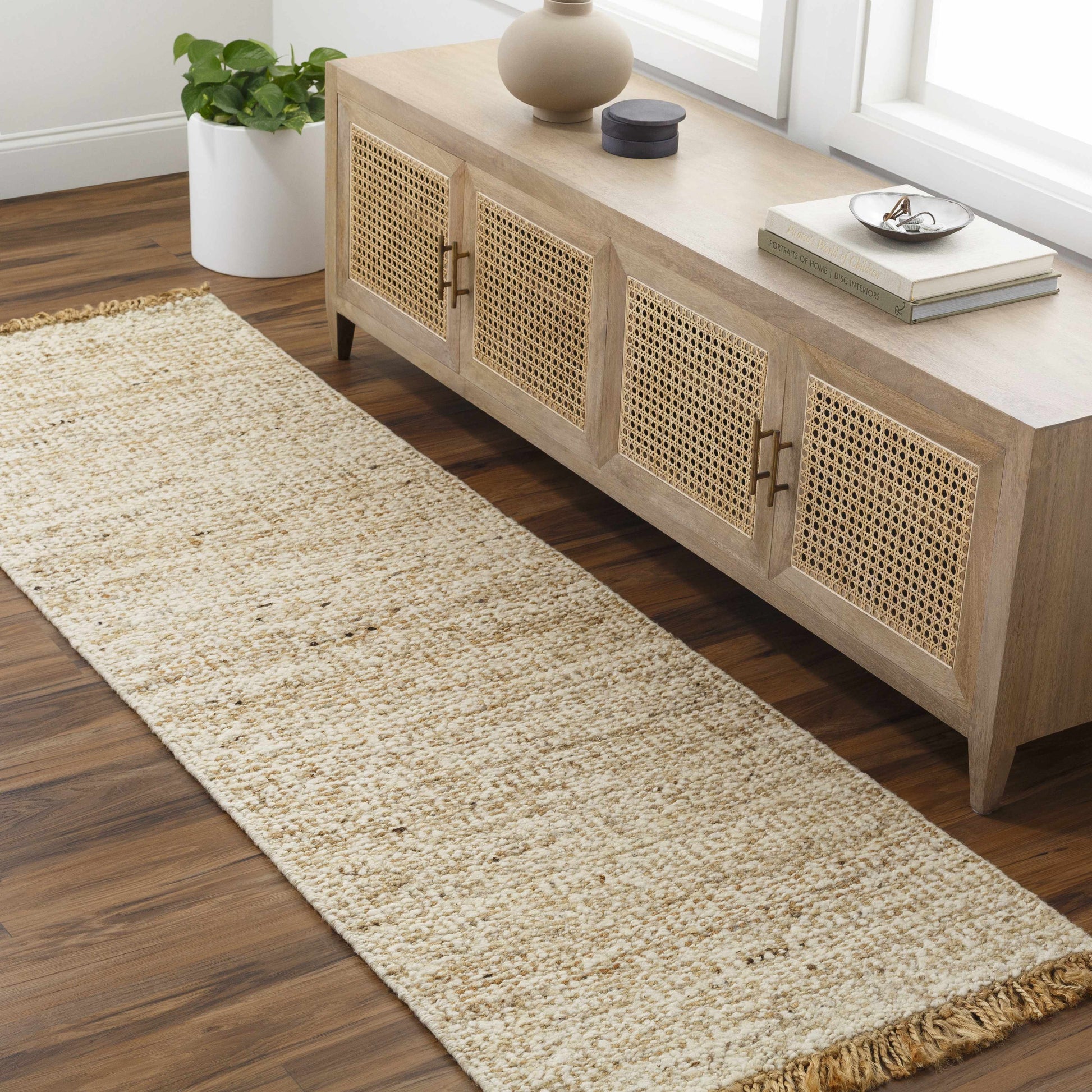 Aylin AYI-2303 Handmade Rug