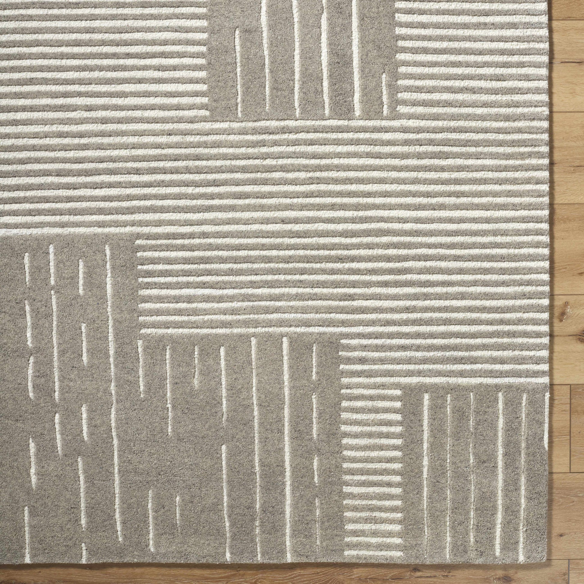 Brook BKO-2310 Hand Tufted Rug