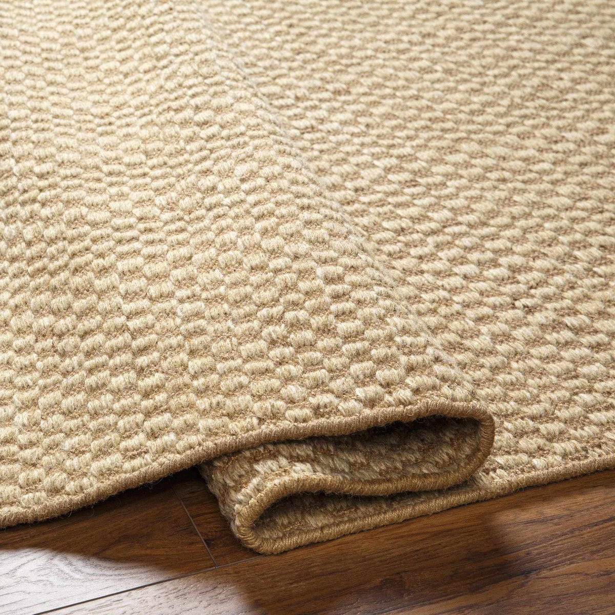 Bolton BTO-2301 Hand Woven Rug