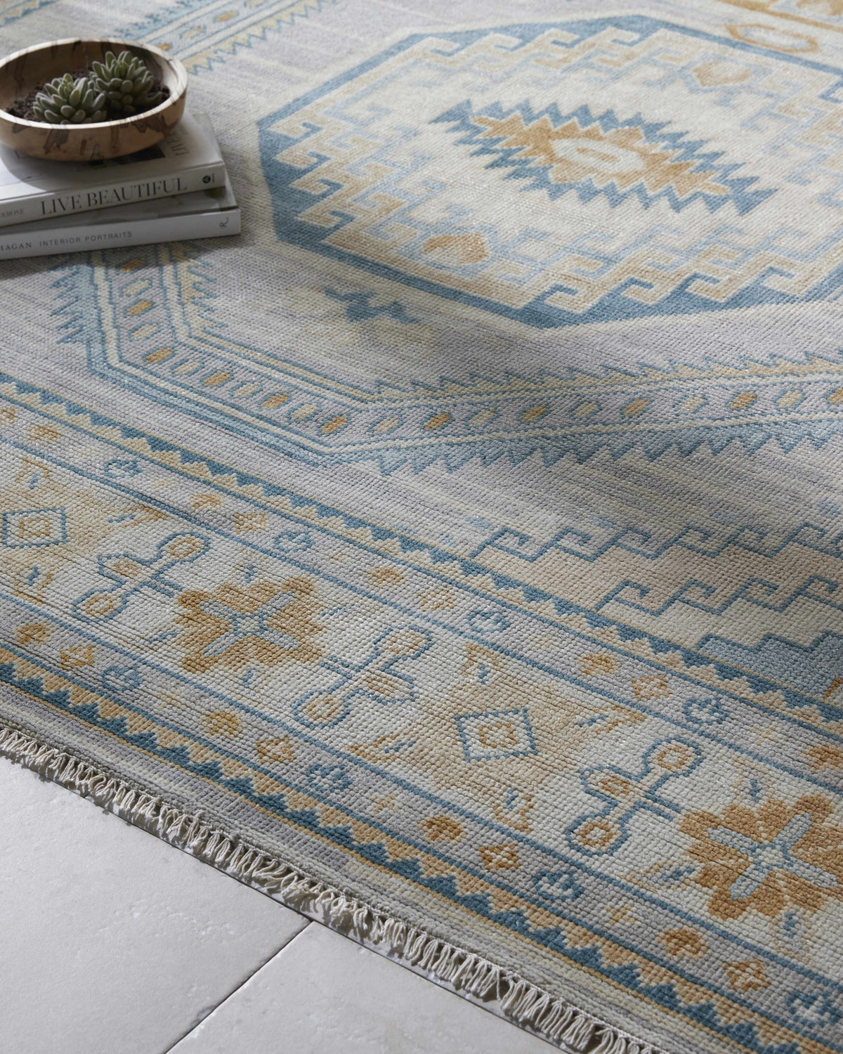 Bunyan BYN-2301 Handmade Rug