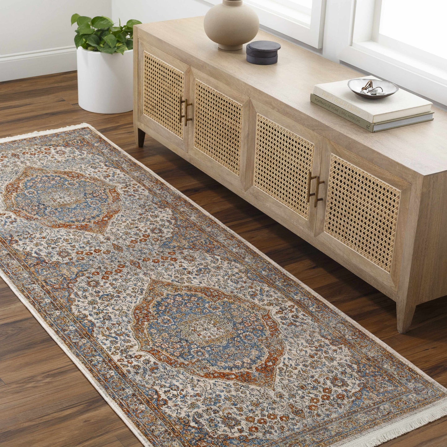 Chicago CHG-2306 Machine Woven Rug