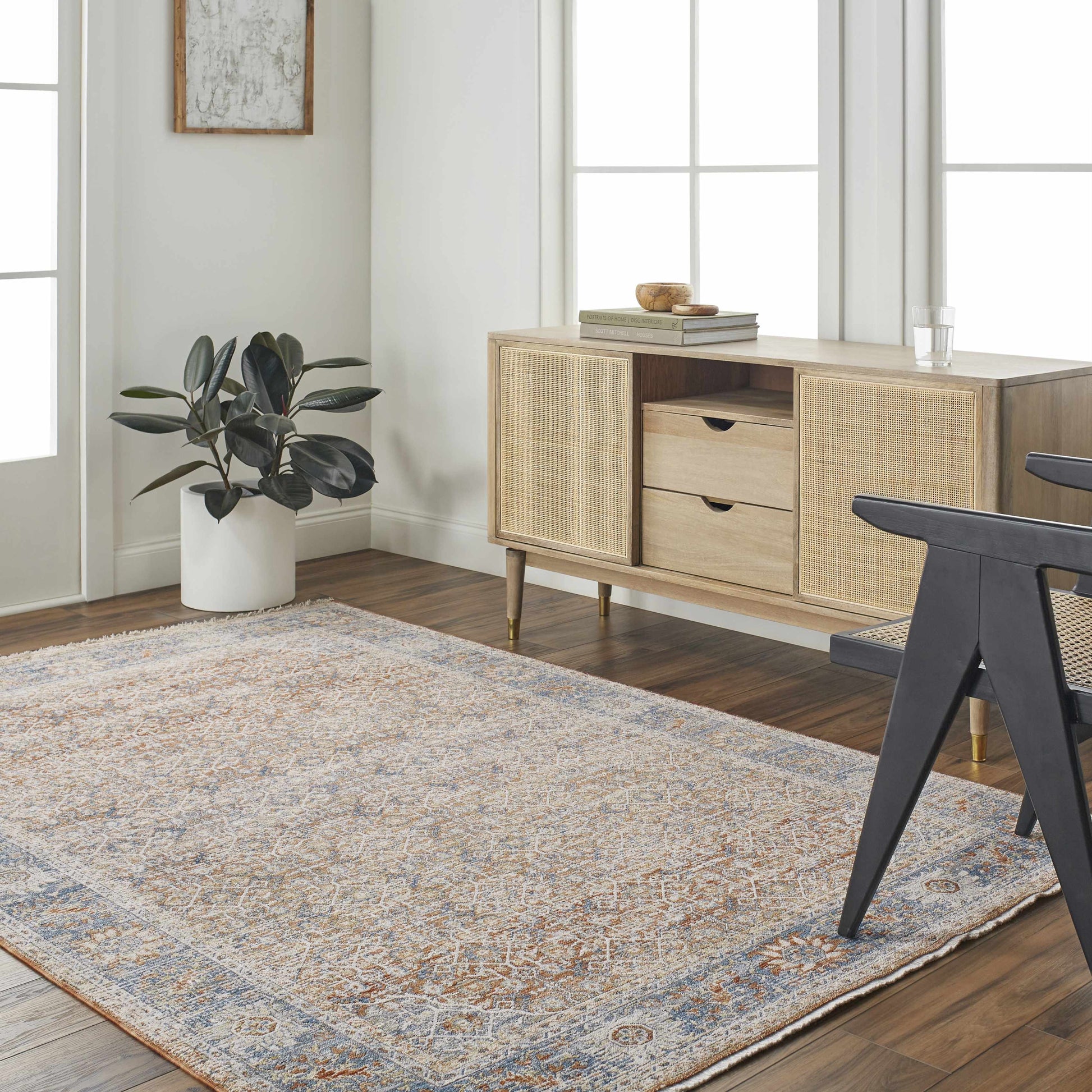 Chicago CHG-2304 Machine Woven Rug