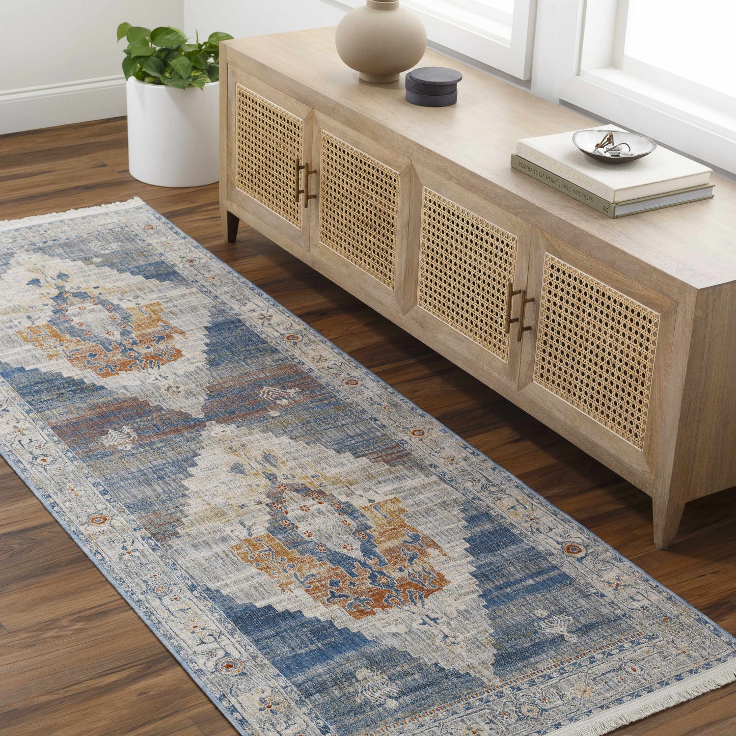 Chicago CHG-2303 Machine Woven Rug