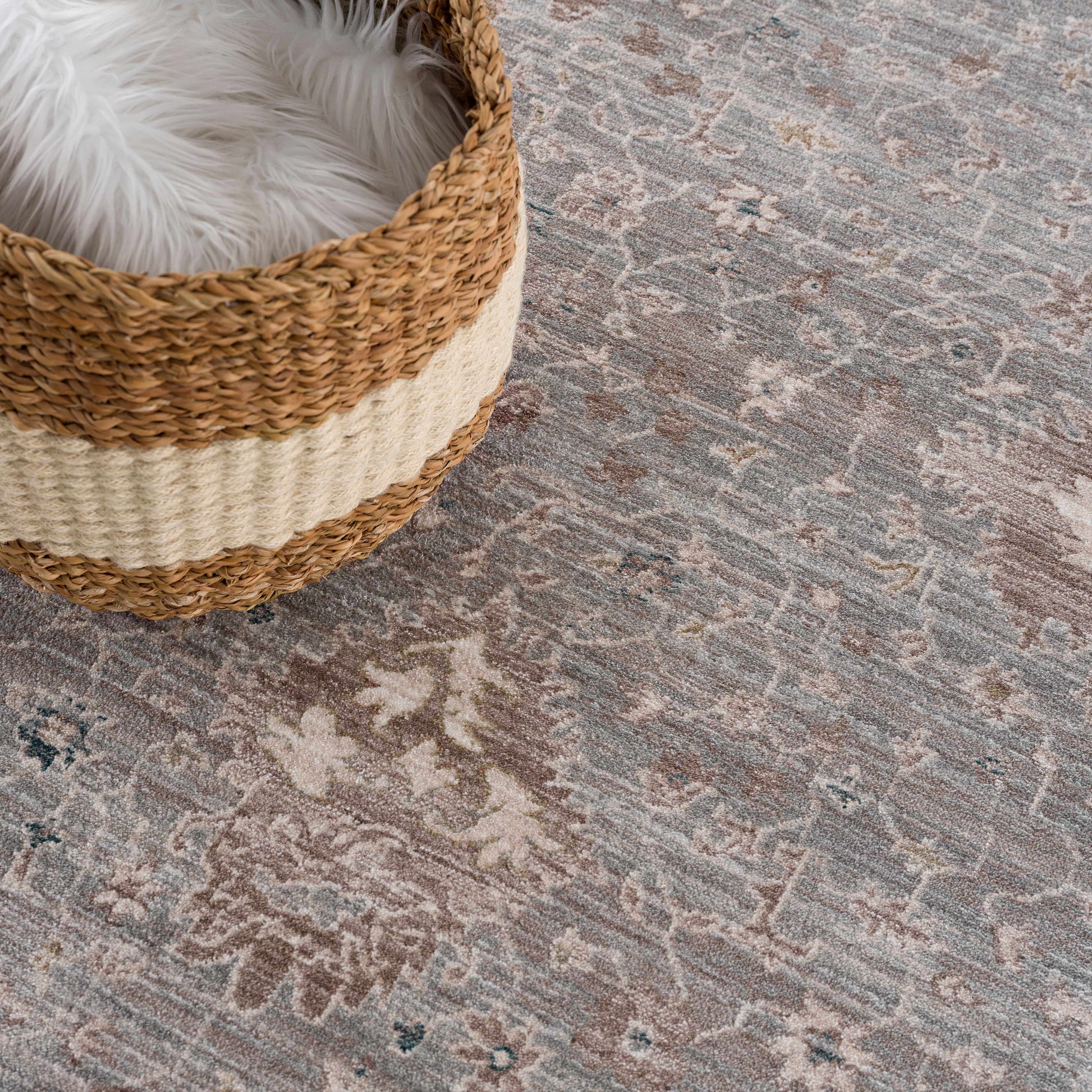 Carlisle CSI-2310 Machine Woven Rug