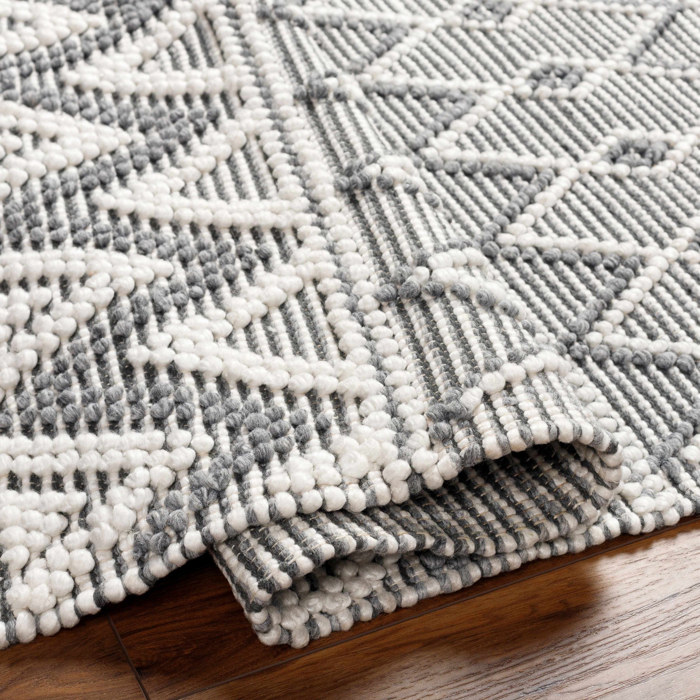 Daffodil DFF-2305 Hand Woven Rug