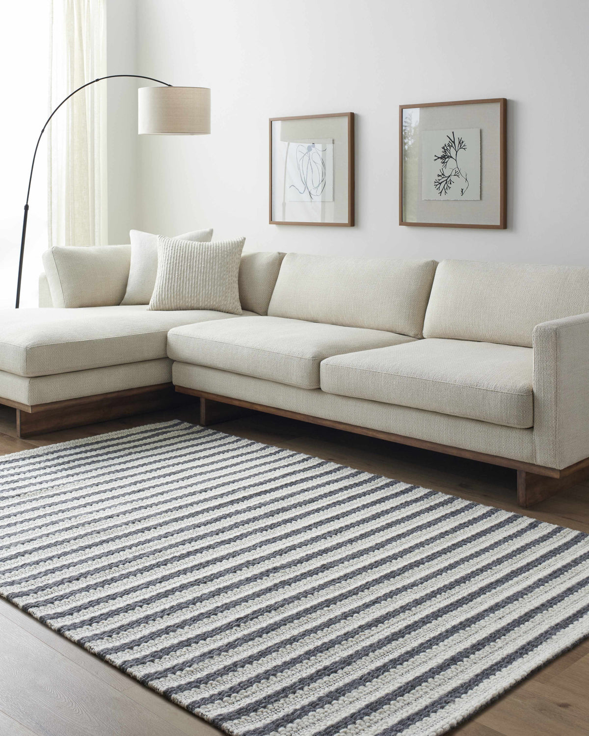 Empoli EPO-2302 Hand Woven Rug