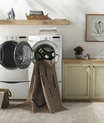 Ez Jute EZT-2302 Machine Woven Rug