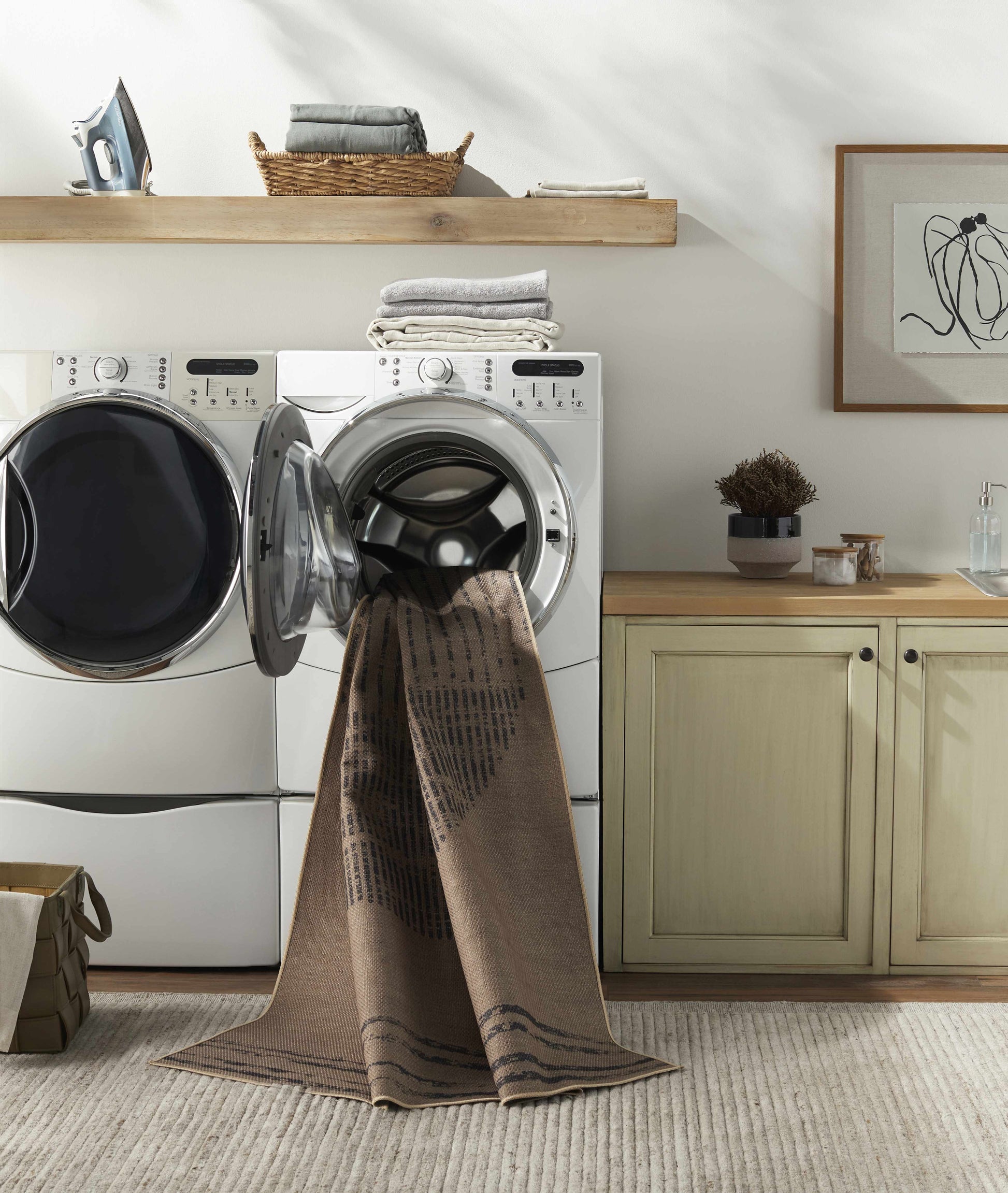 Ez Jute EZT-2301 Machine Woven Rug