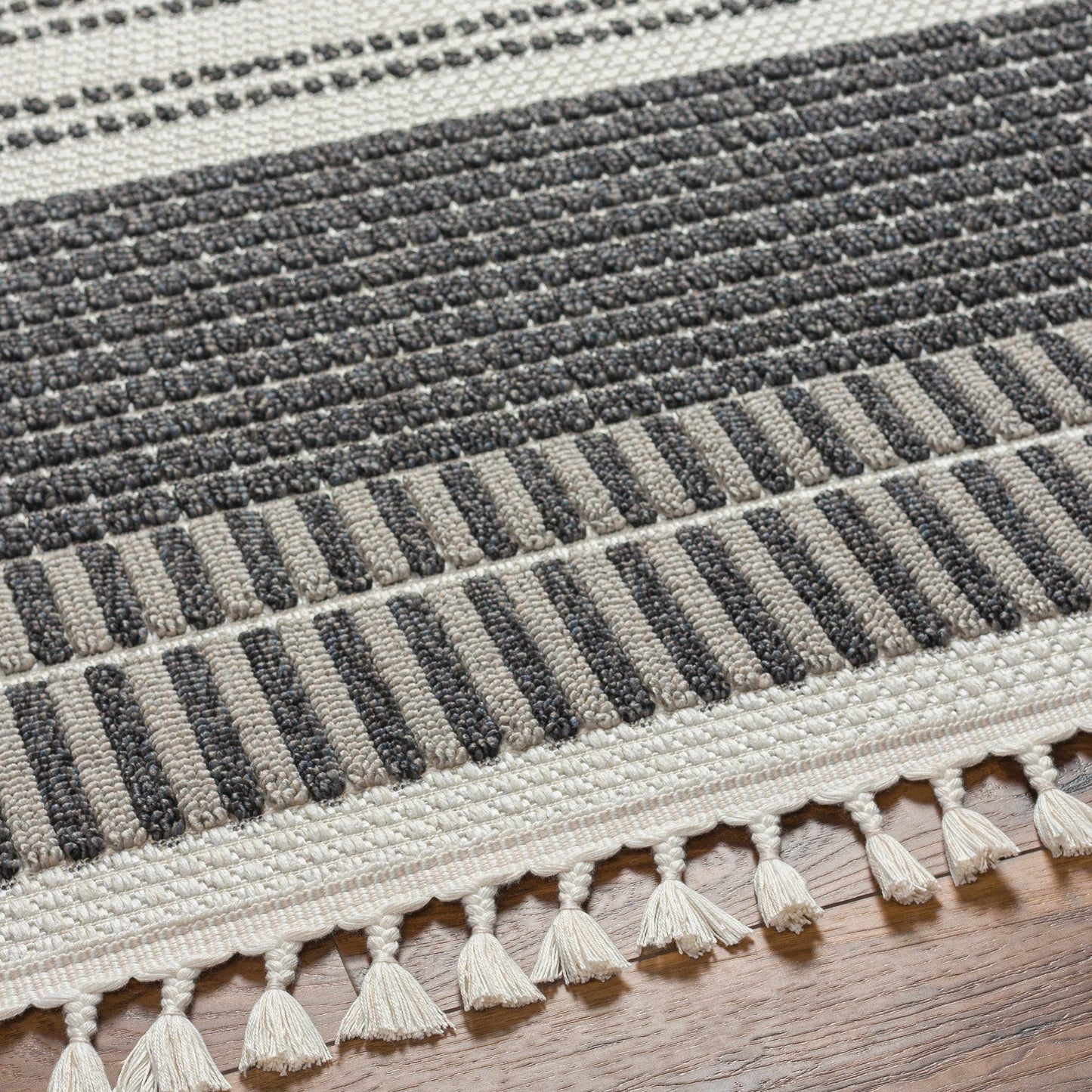Finland FND-2305 Machine Woven Rug