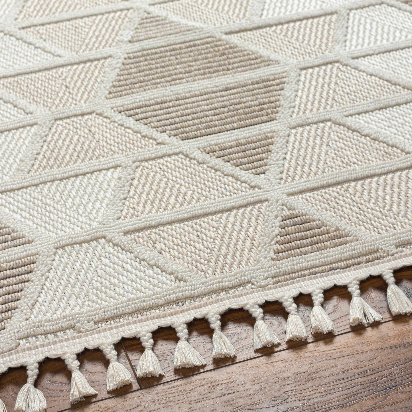 Finland FND-2301 Machine Woven Rug