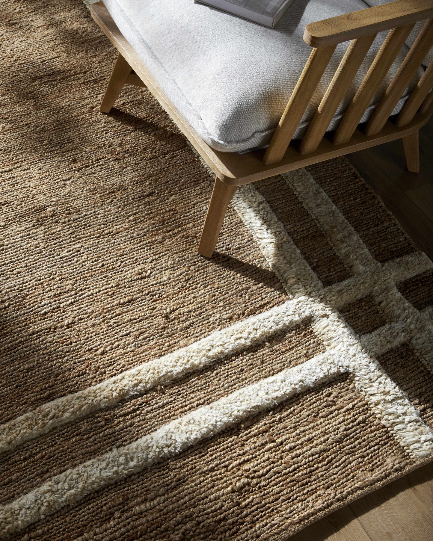 Hadley HDE-2302 Hand Woven Rug