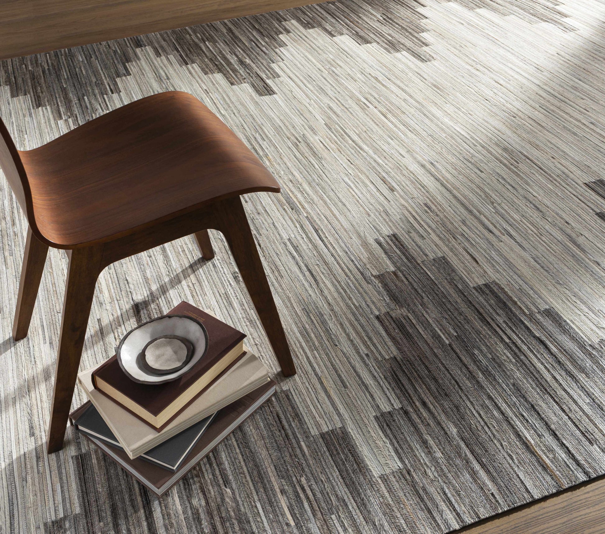 Zander ZND-1007 Hand Crafted Rug