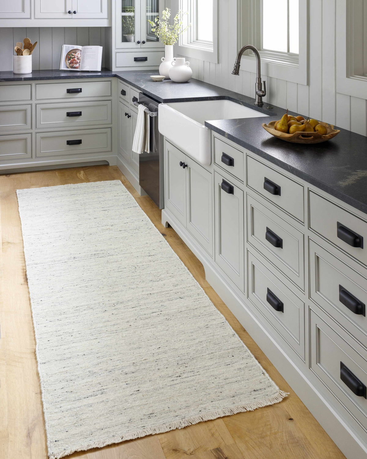 Hamburg HMB-2300 Hand Loomed Rug