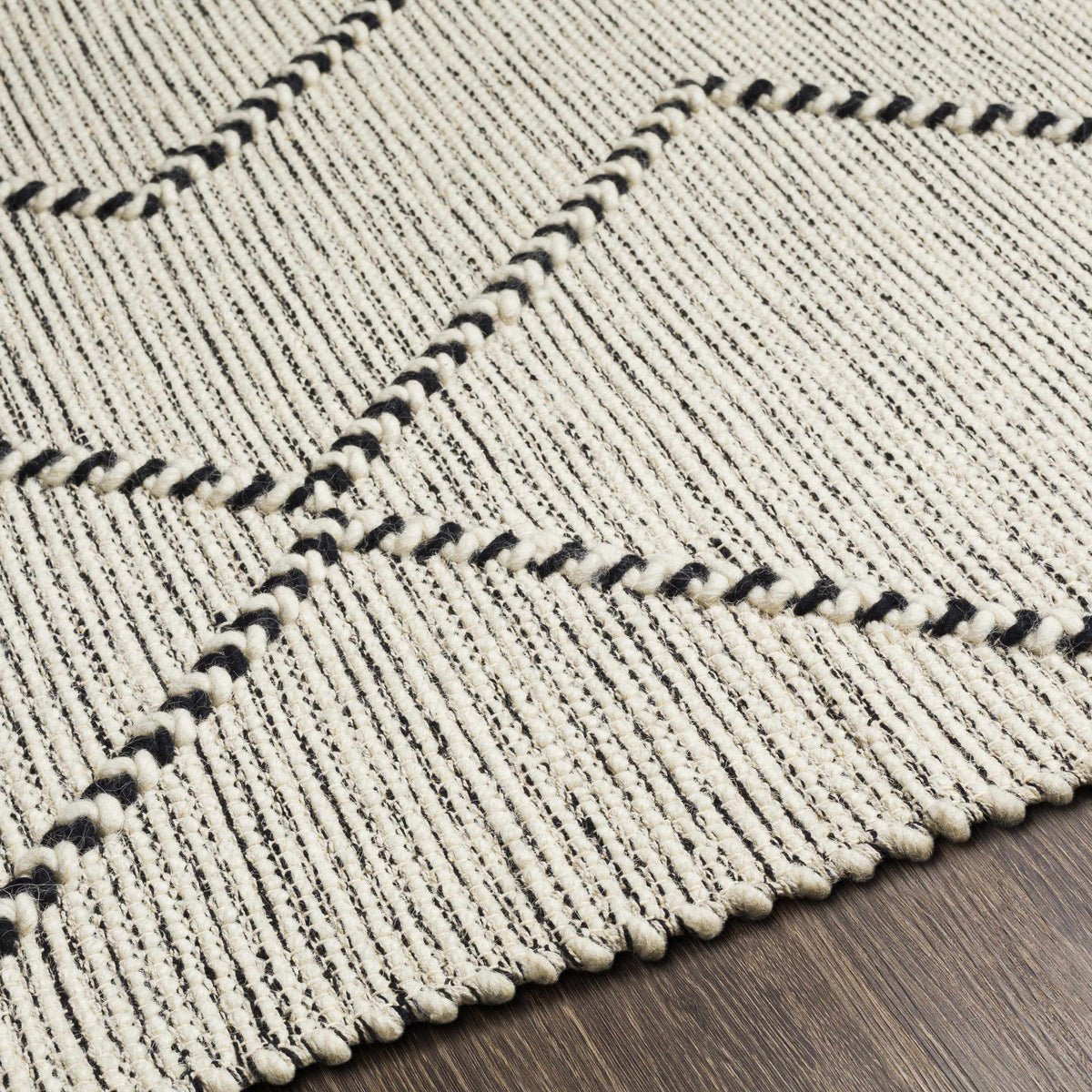 Uttar UTT-2303 Hand Woven Rug
