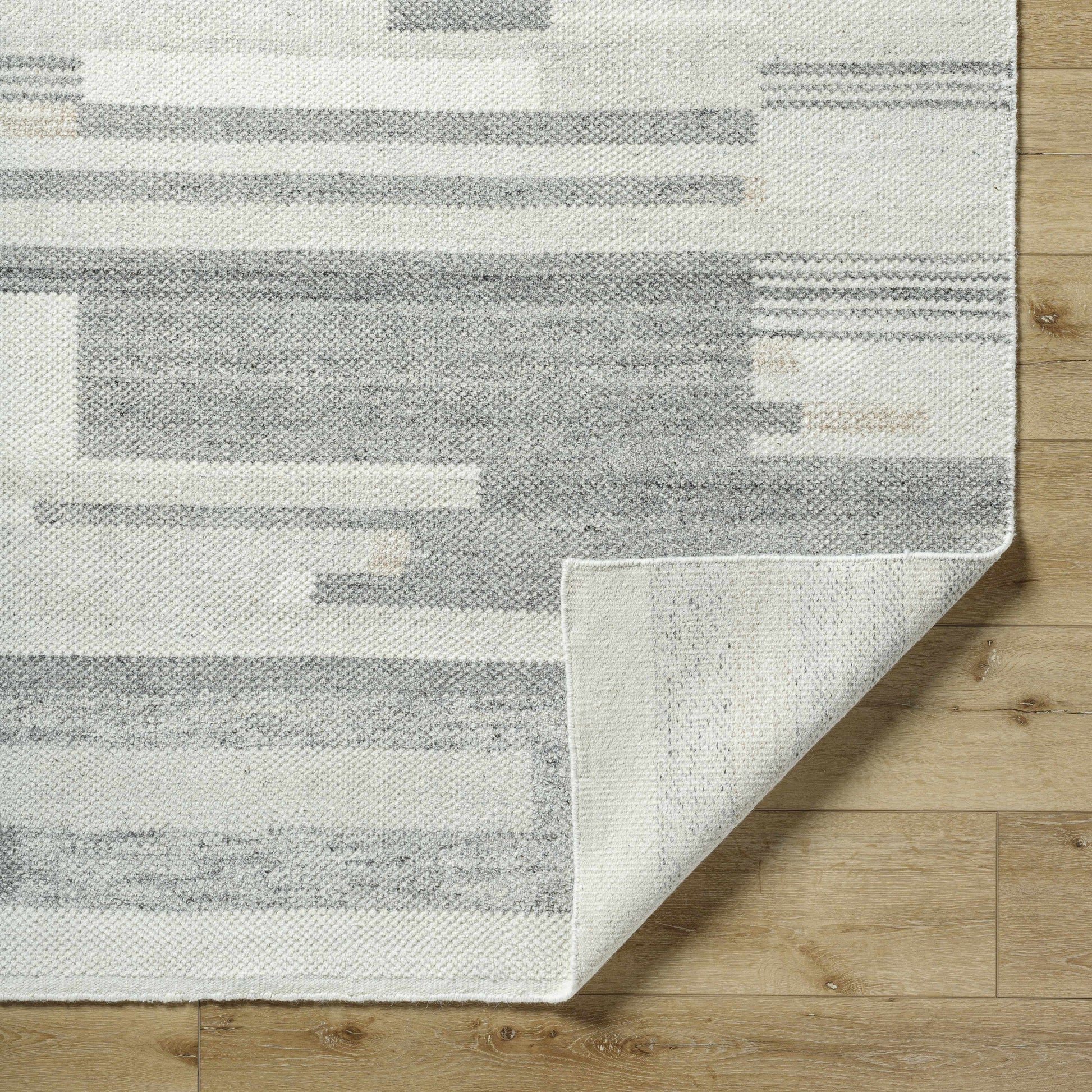 Castillo ILL-2301 Handmade Rug