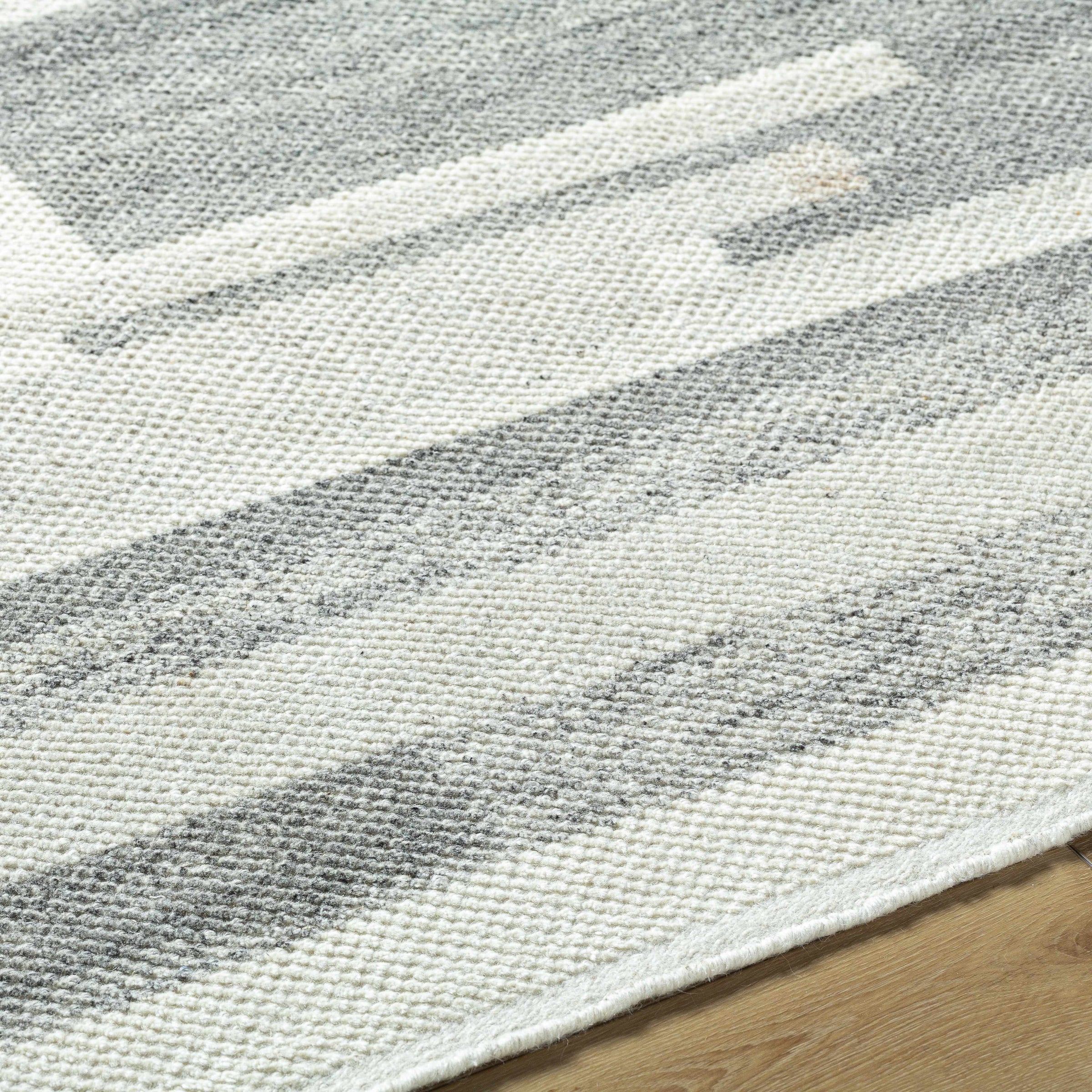 Castillo ILL-2301 Handmade Rug