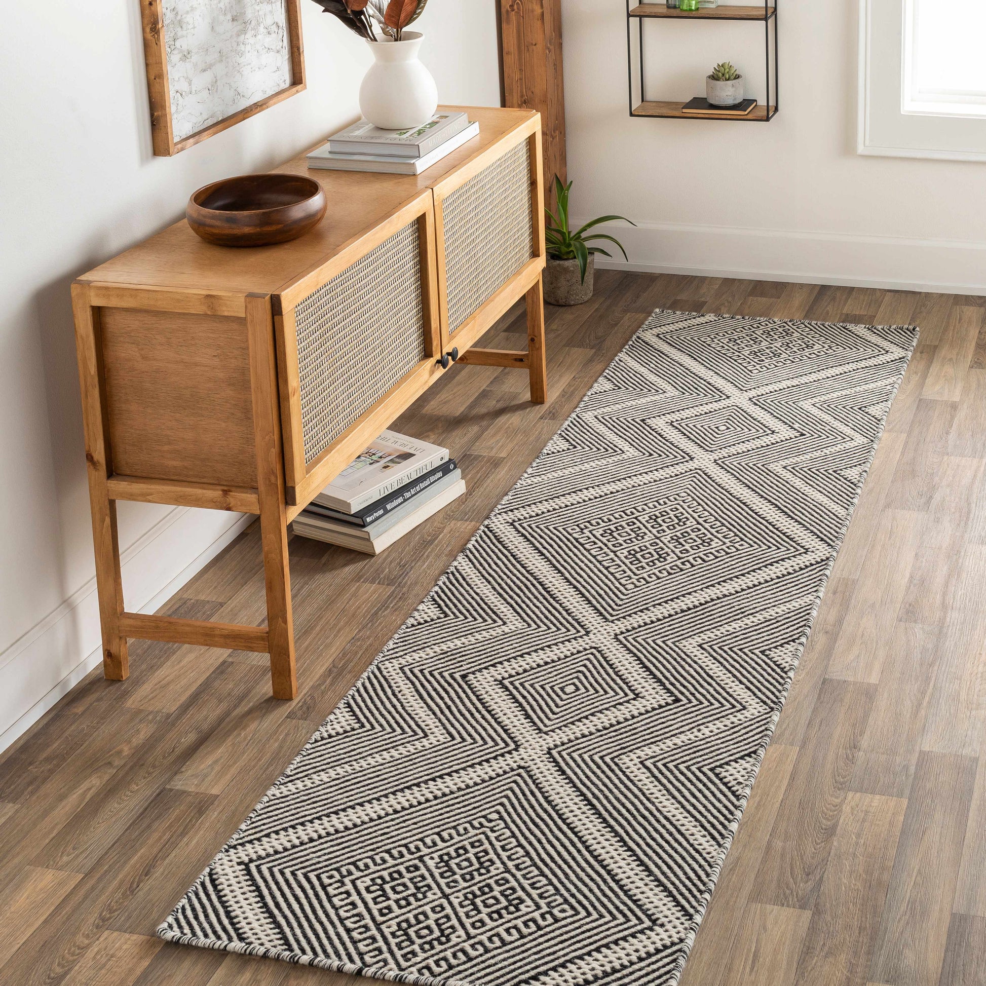Mardin MDI-2308 Hand Woven Rug