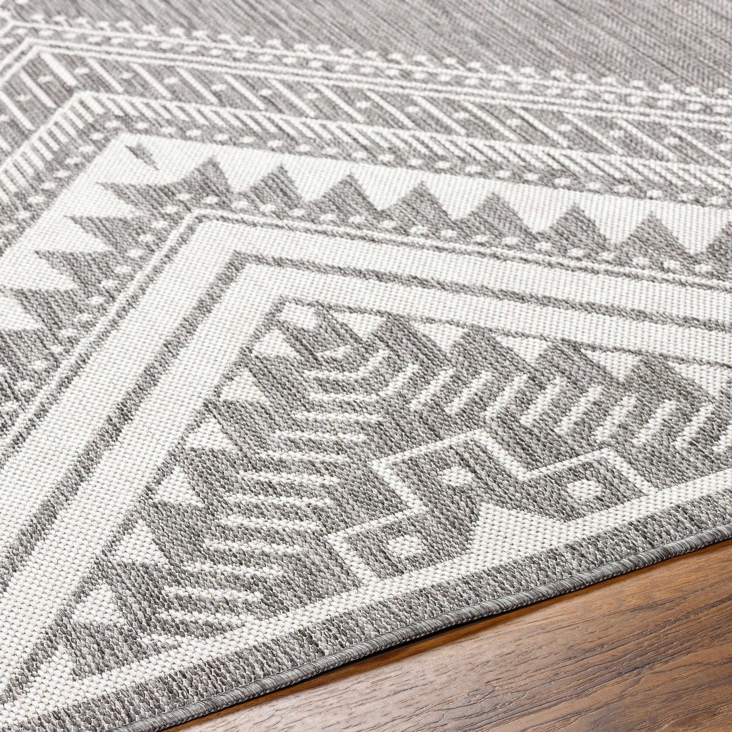 Long Beach LBH-2337 Machine Woven Rug
