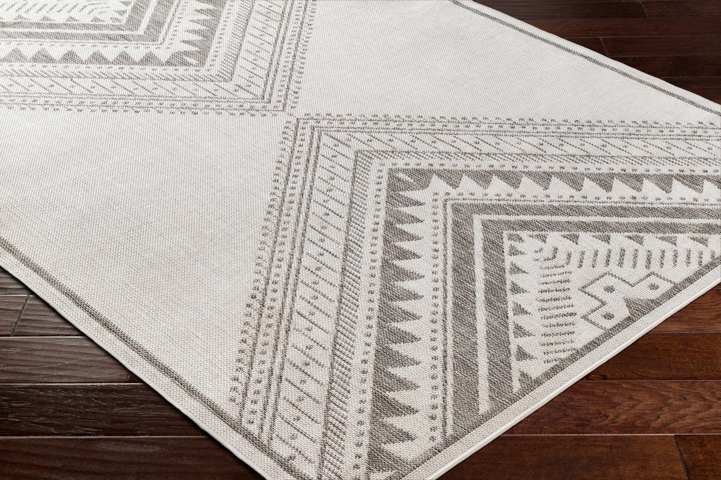 Long Beach LBH-2338 Machine Woven Rug