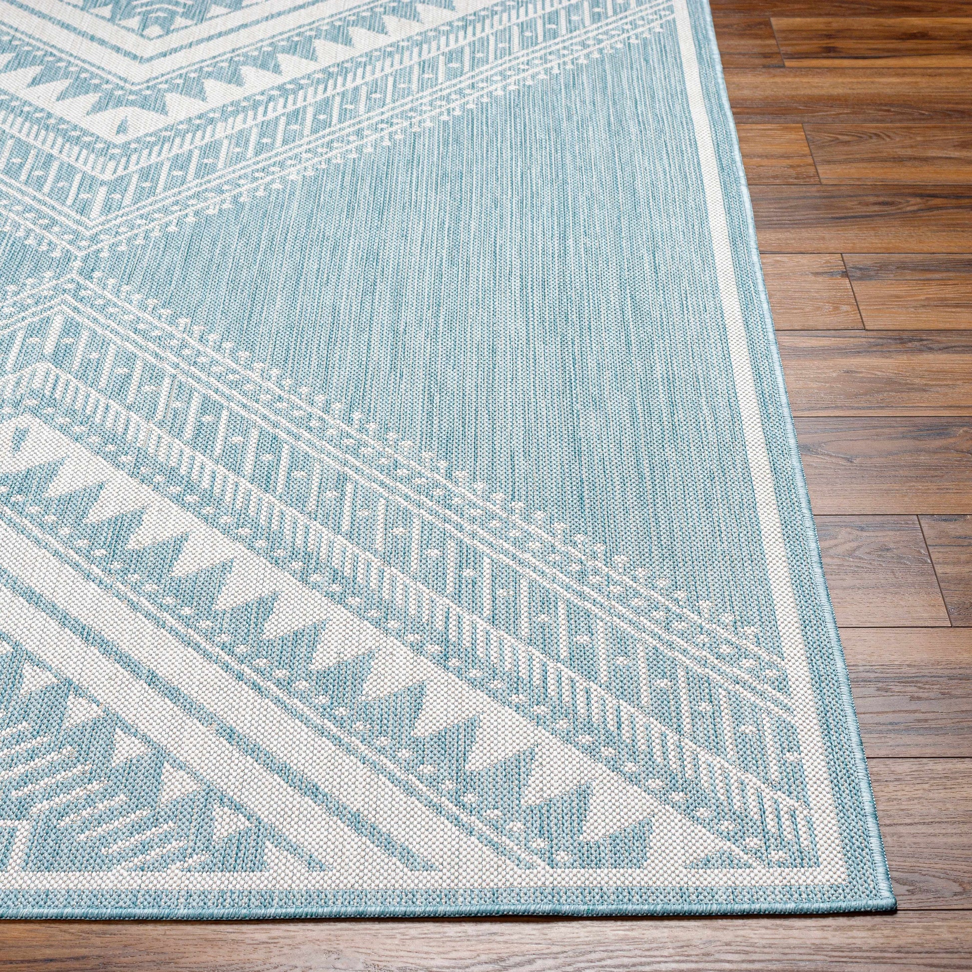 Long Beach LBH-2339 Machine Woven Rug