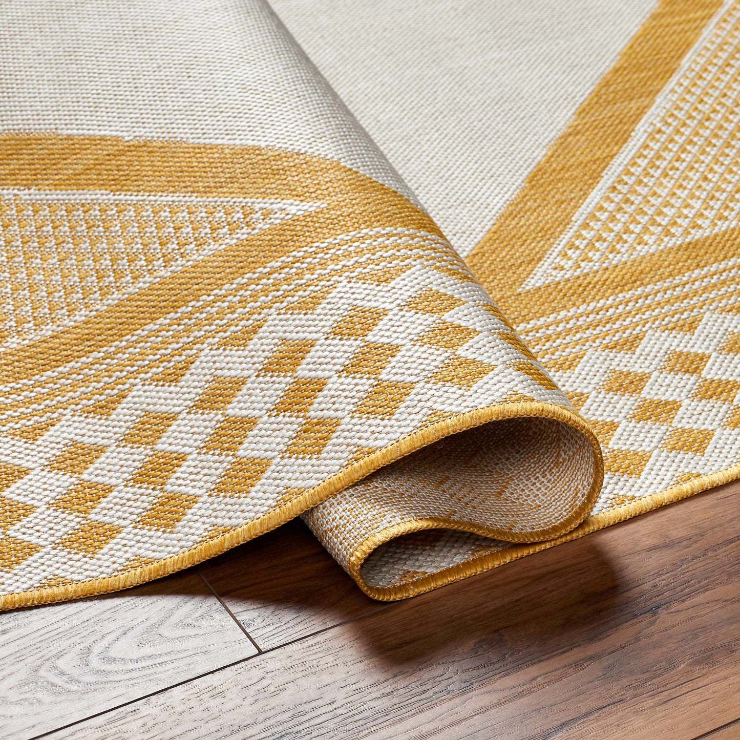 Long Beach LBH-2301 Machine Woven Rug