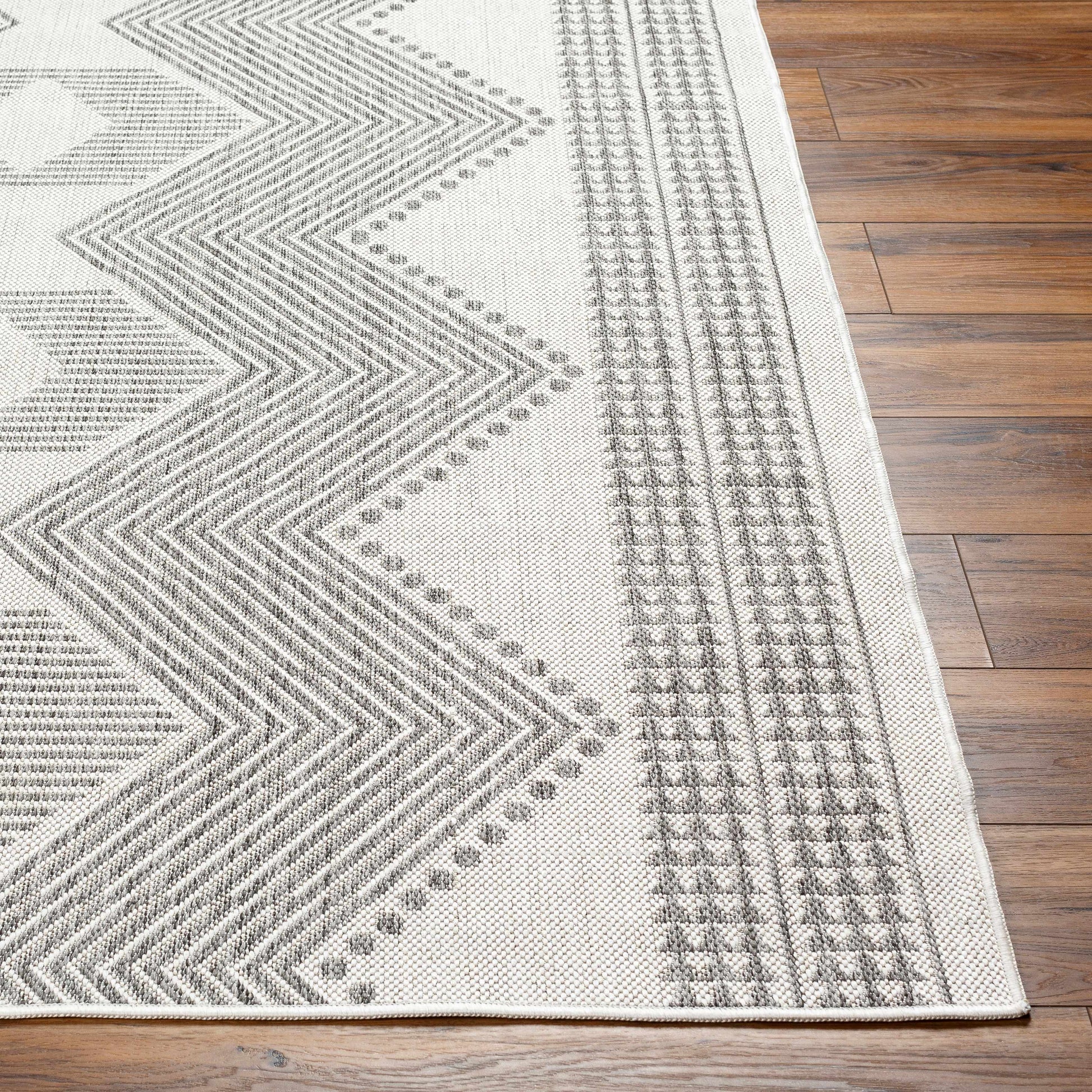 Long Beach LBH-2347 Machine Woven Rug