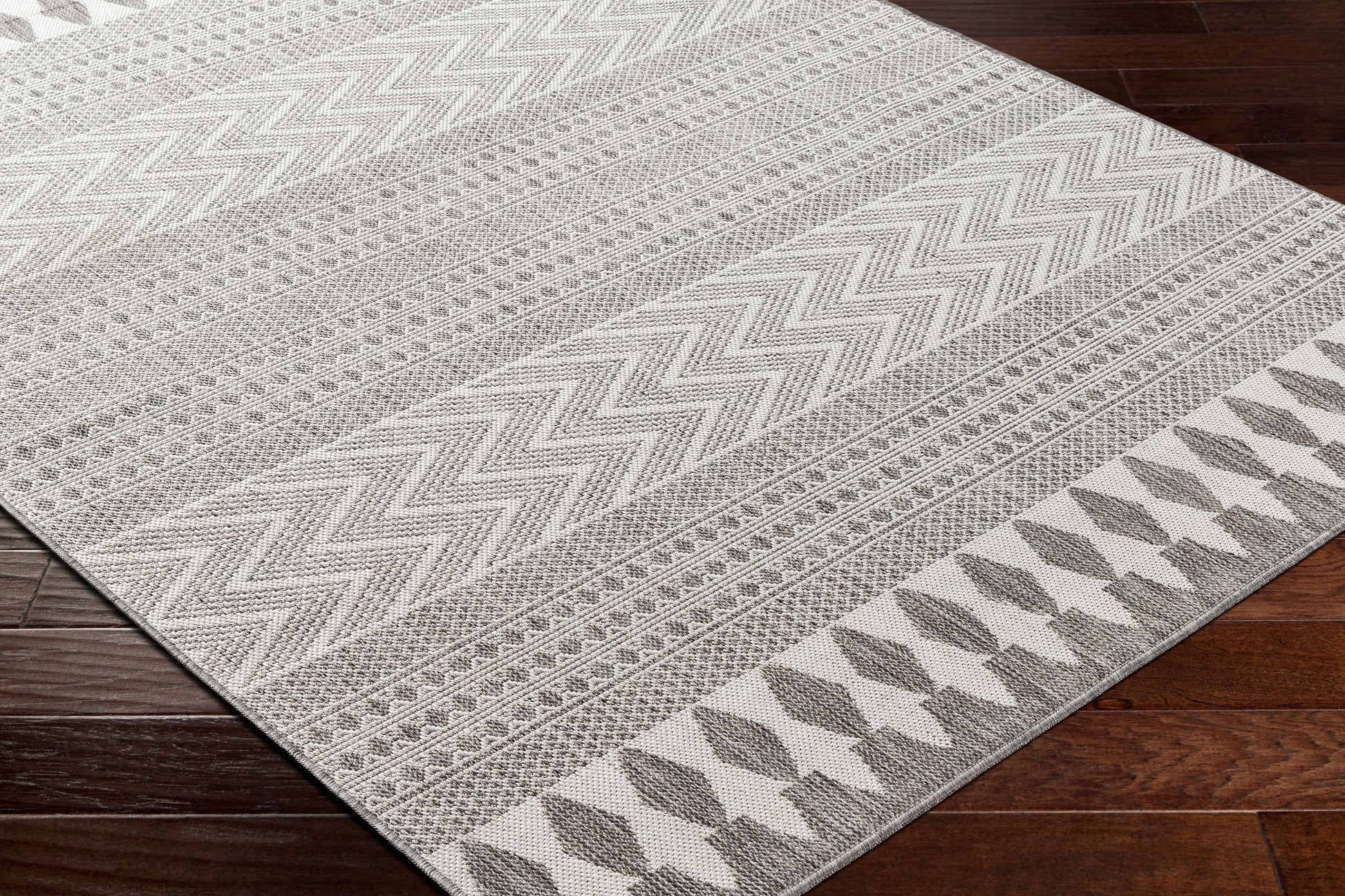 Long Beach LBH-2329 Machine Woven Rug