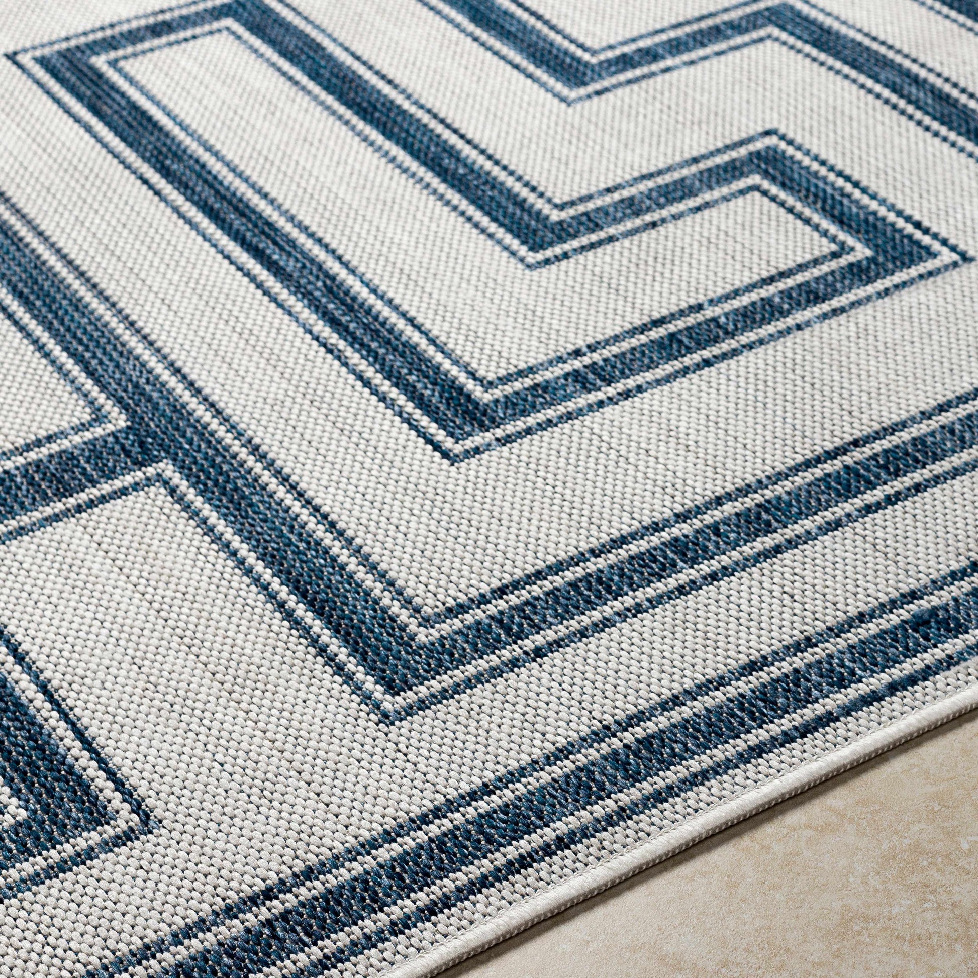 Long Beach LBH-2344 Machine Woven Rug