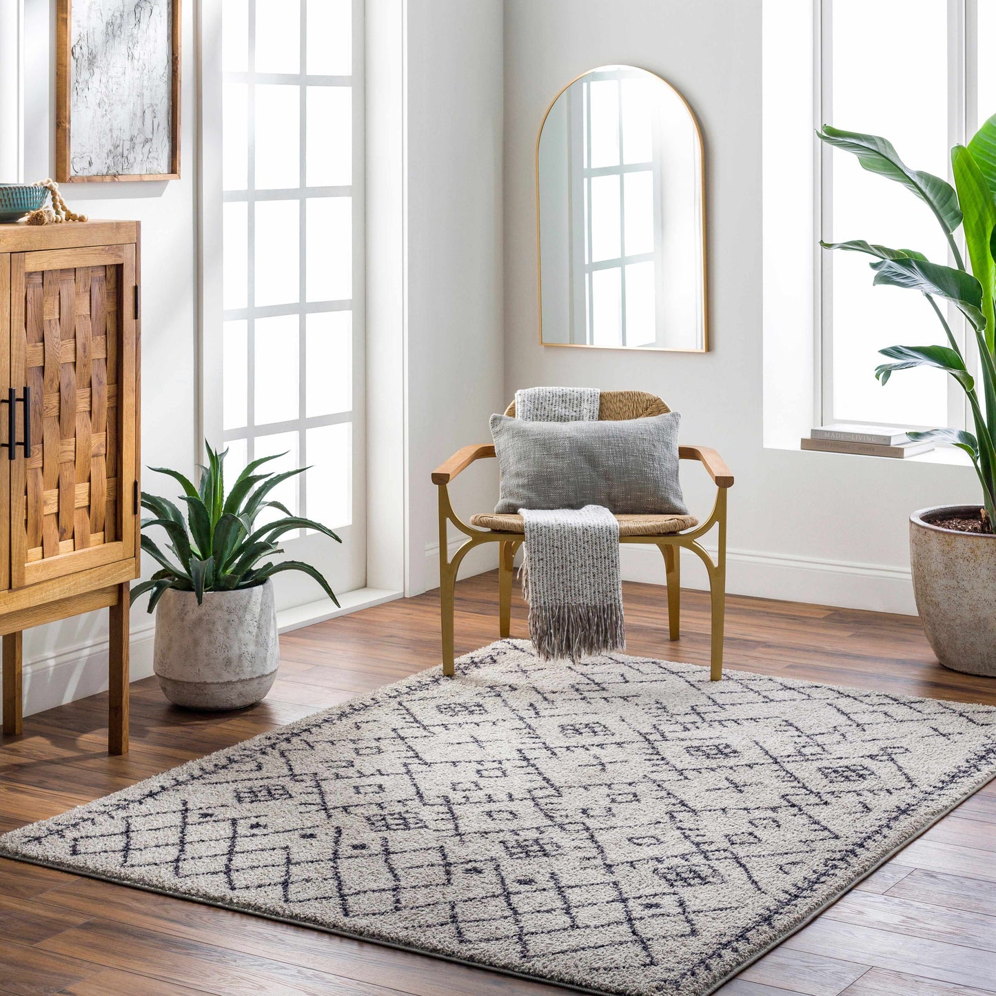 Lykke LKK-2305 Machine Woven Rug