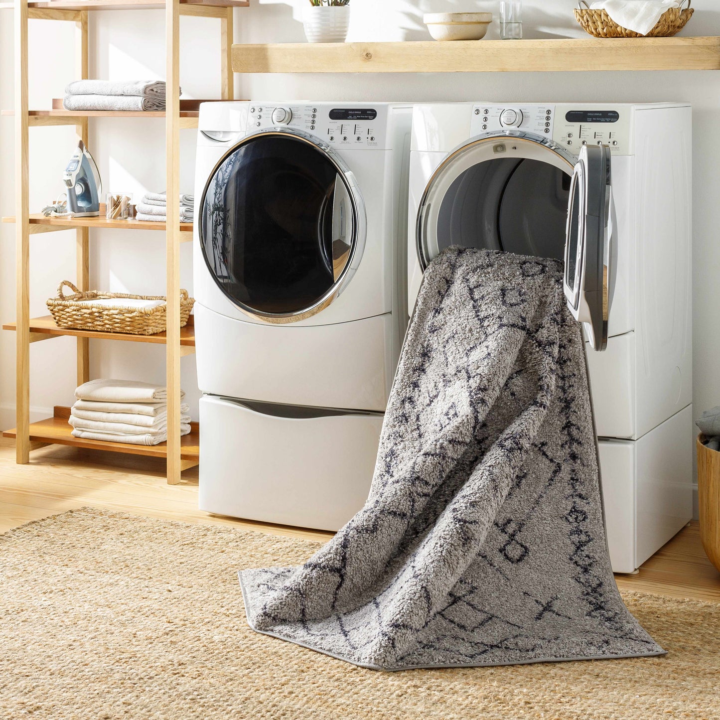 Lykke LKK-2305 Machine Woven Rug