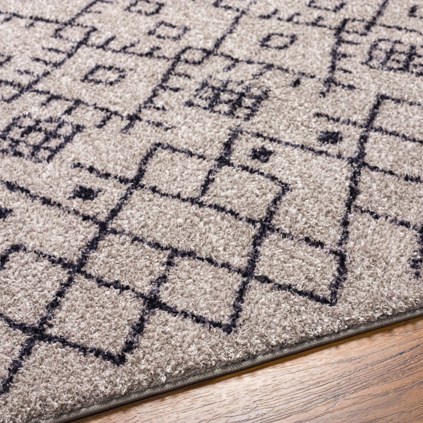 Lykke LKK-2305 Machine Woven Rug