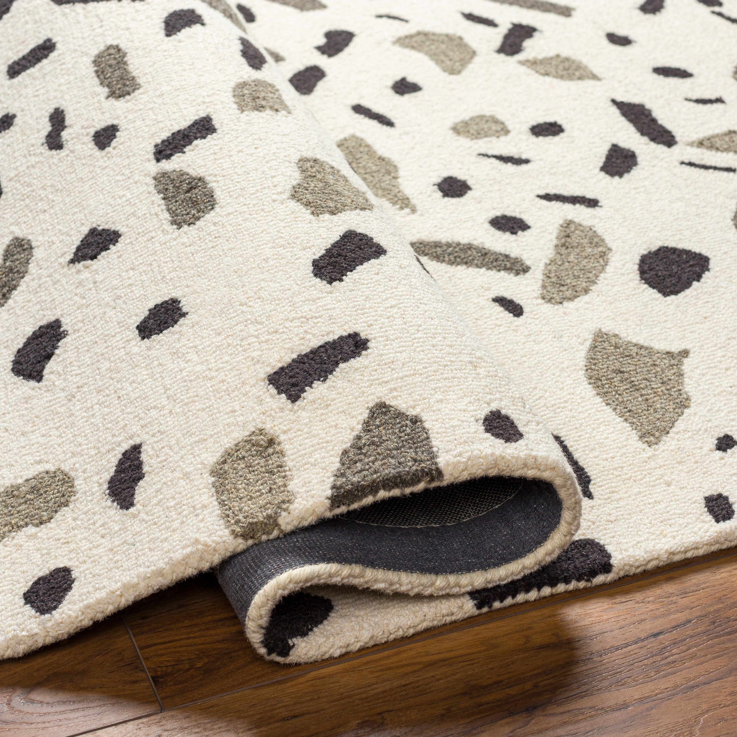Granada GND-2347 Hand Tufted Rug