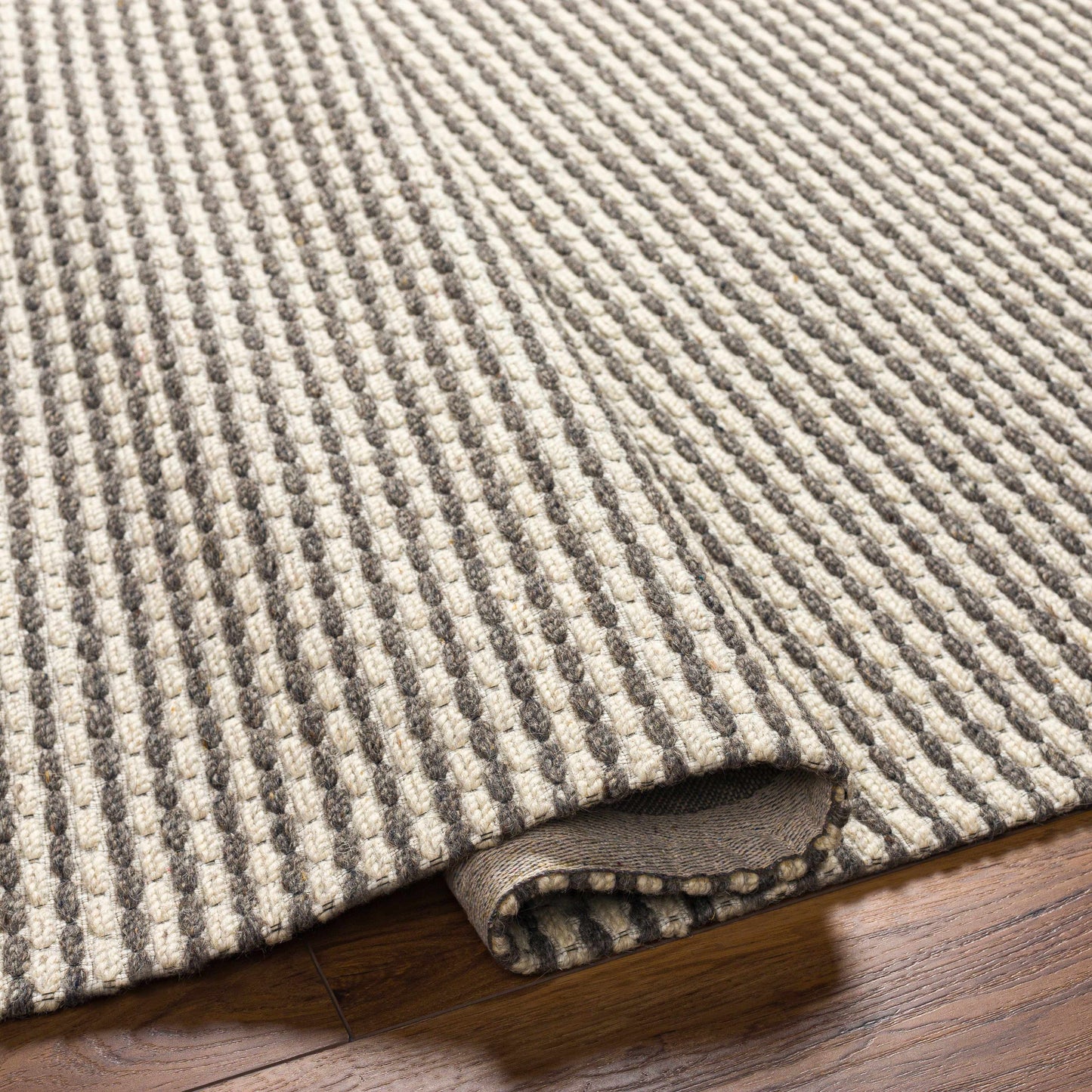 Lumi LUM-2302 Hand Woven Rug