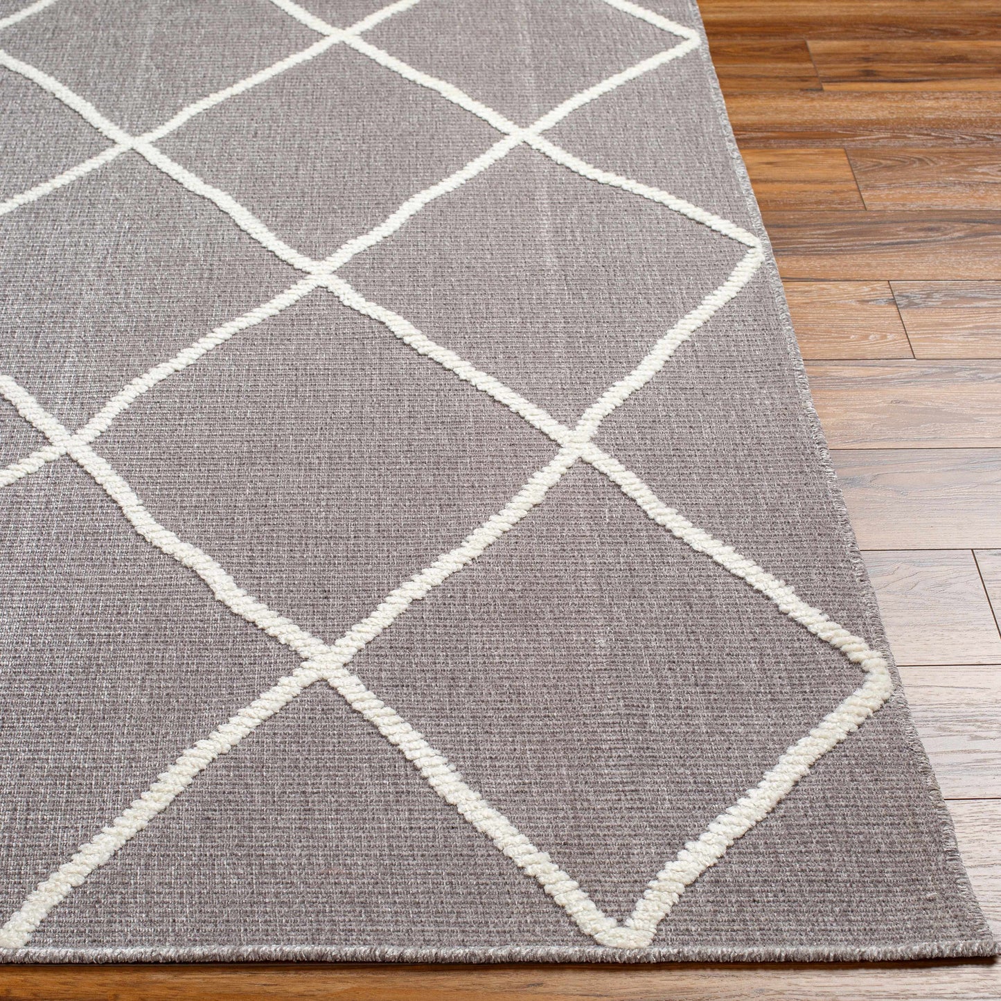Lyna LYA-2304 Machine Woven Rug