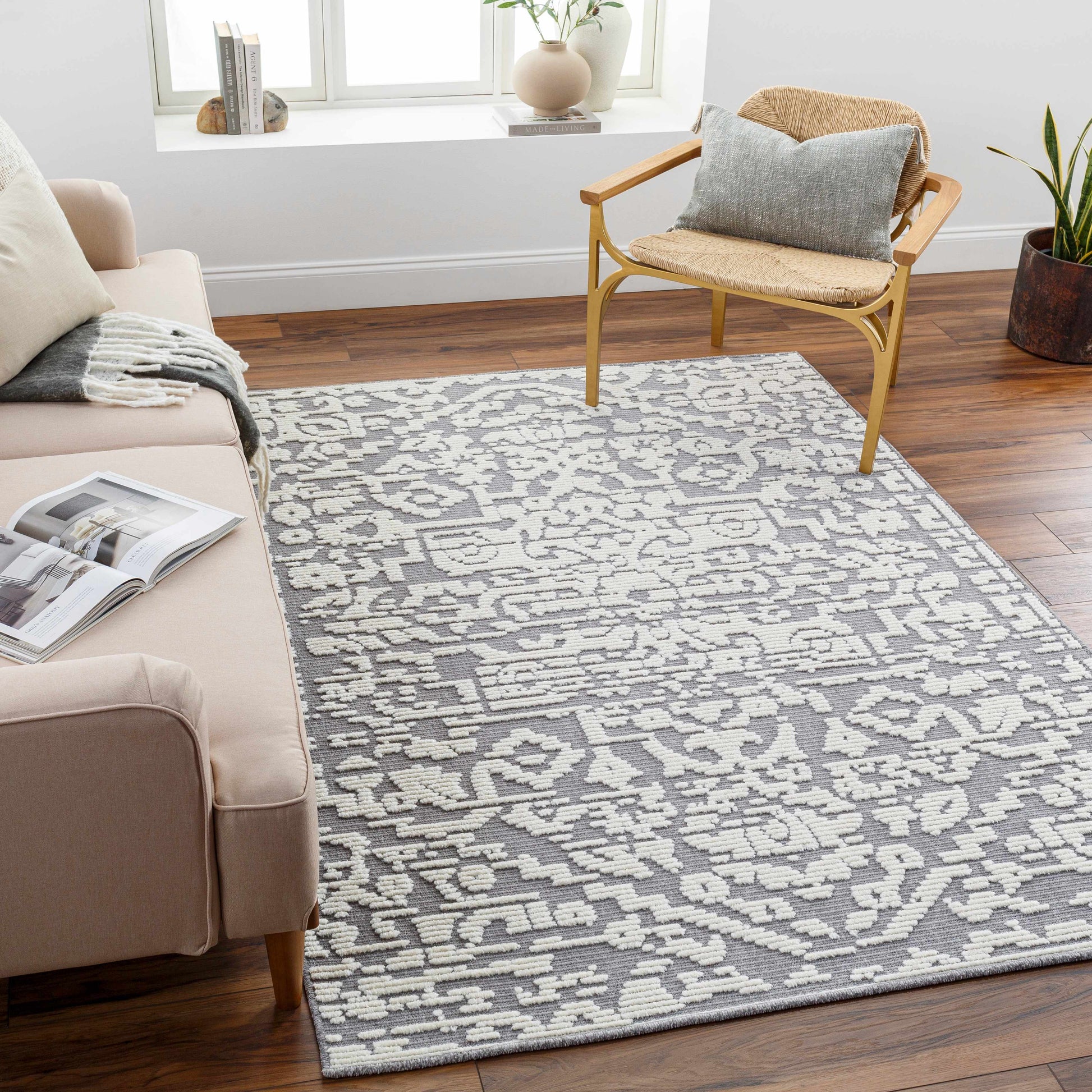 Lyna LYA-2319 Machine Woven Rug
