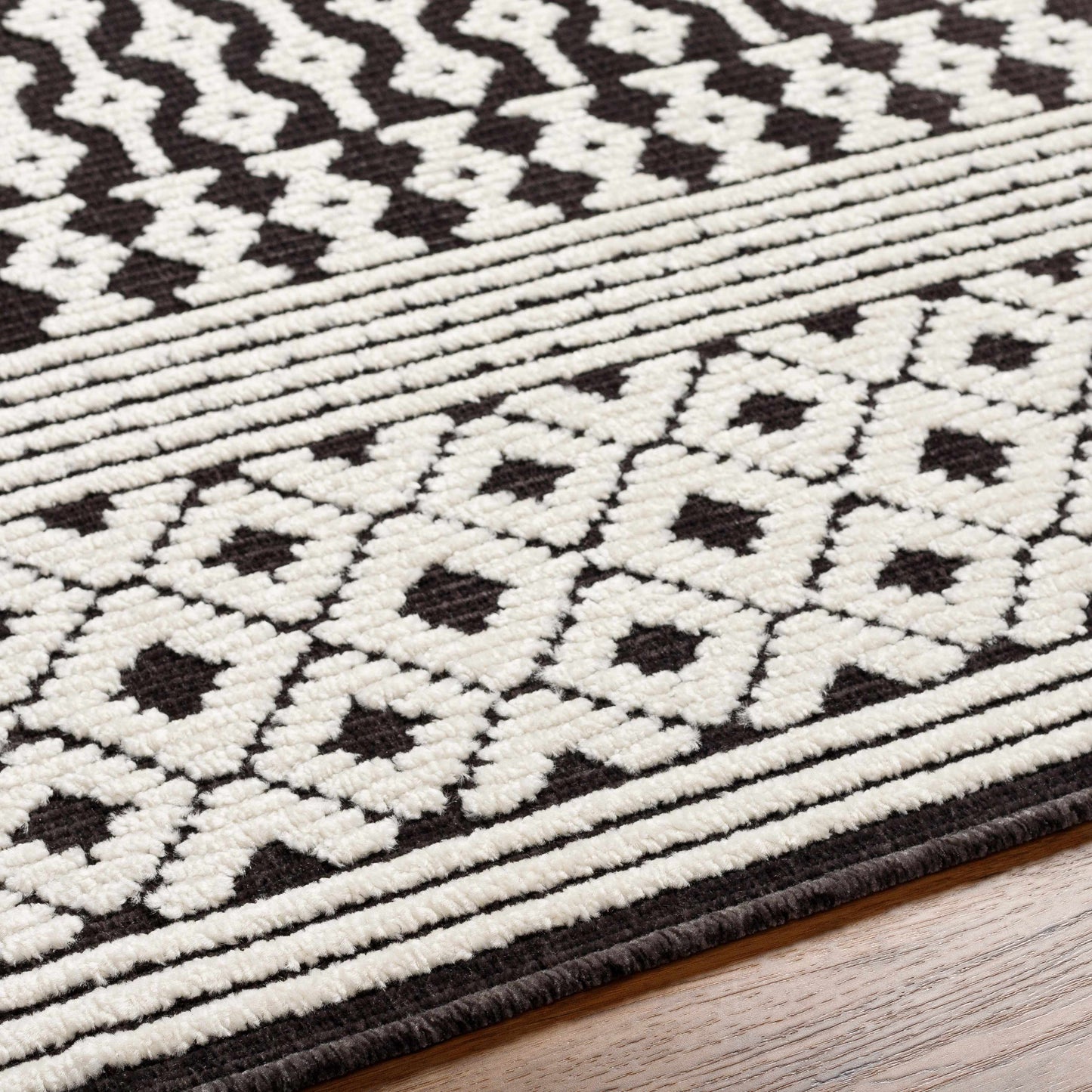 Lyna LYA-2310 Machine Woven Rug
