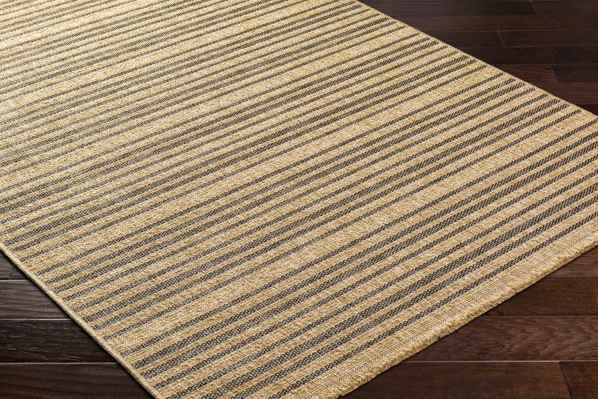 Mirage MGE-2308 Machine Woven Rug