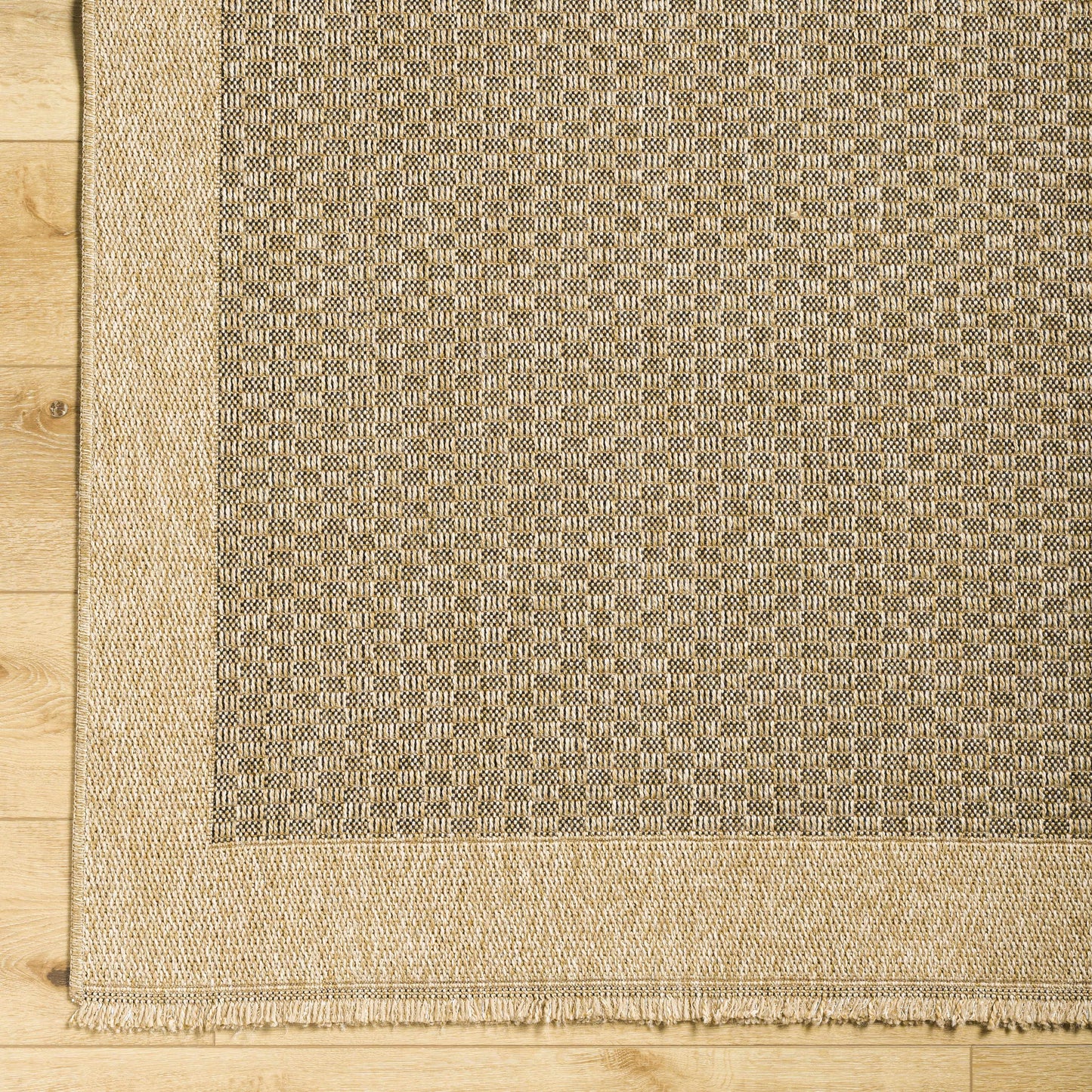Mirage MGE-2304 Machine Woven Rug