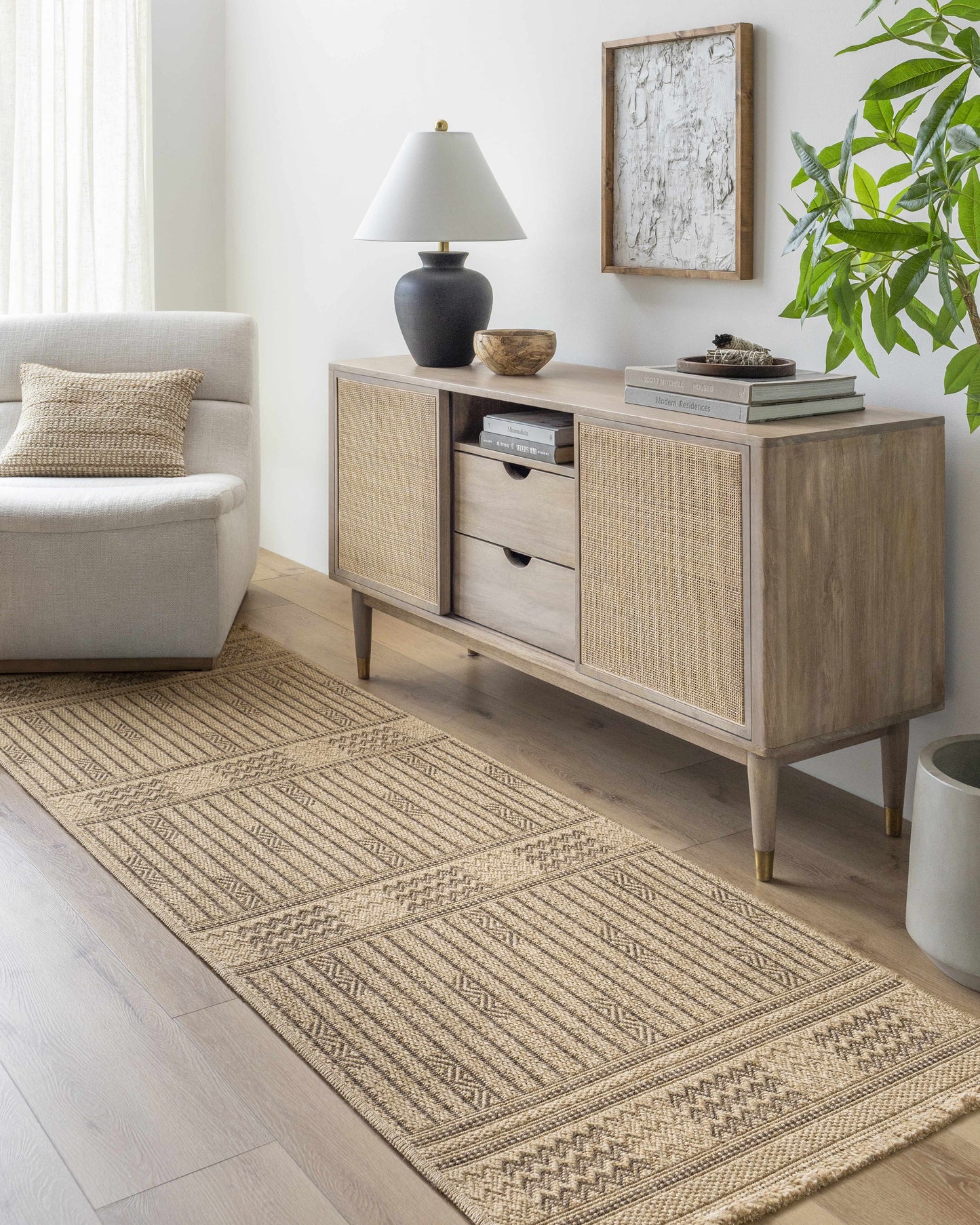 Mirage MGE-2309 Machine Woven Rug