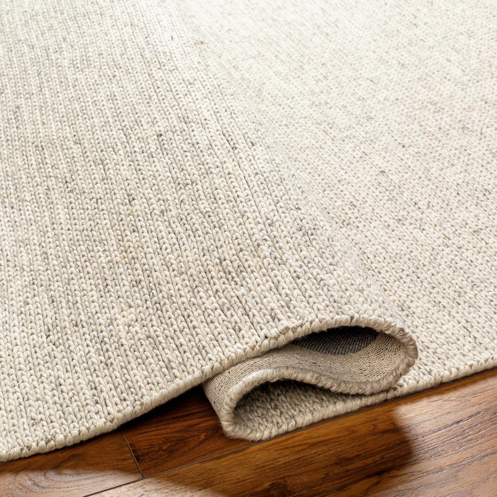 Mia MIA-2301 Hand Woven Rug