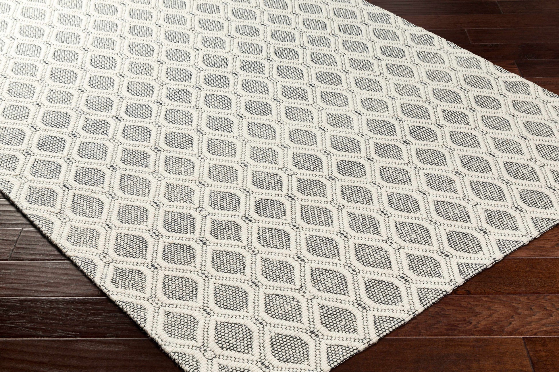 Nevada NVD-2300 Hand Woven Rug
