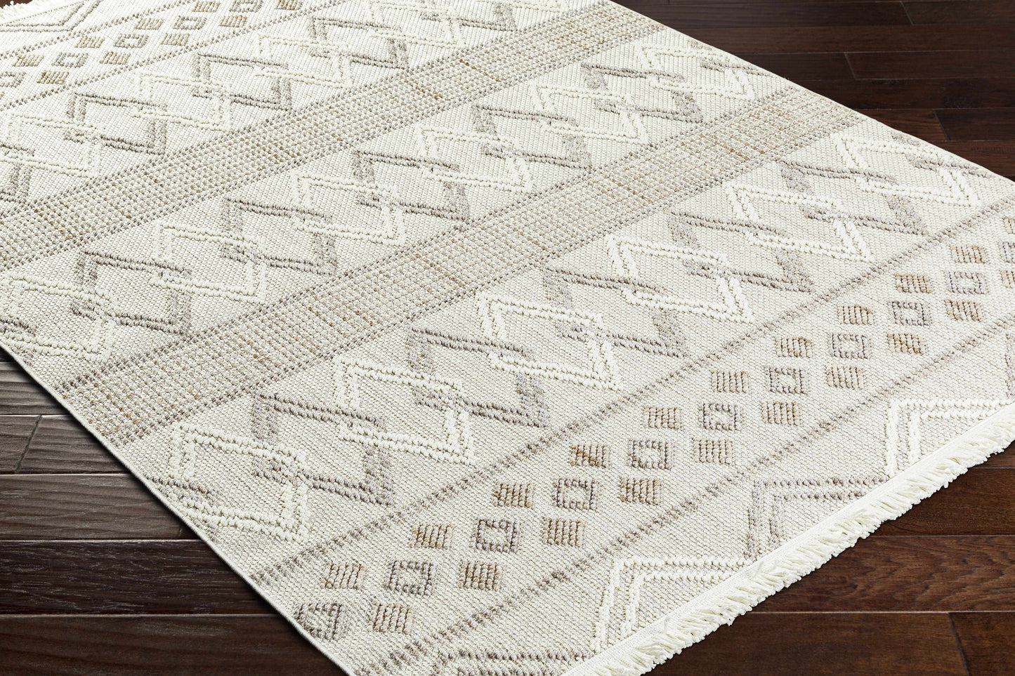 New Delhi NWH-2309 Machine Woven Rug