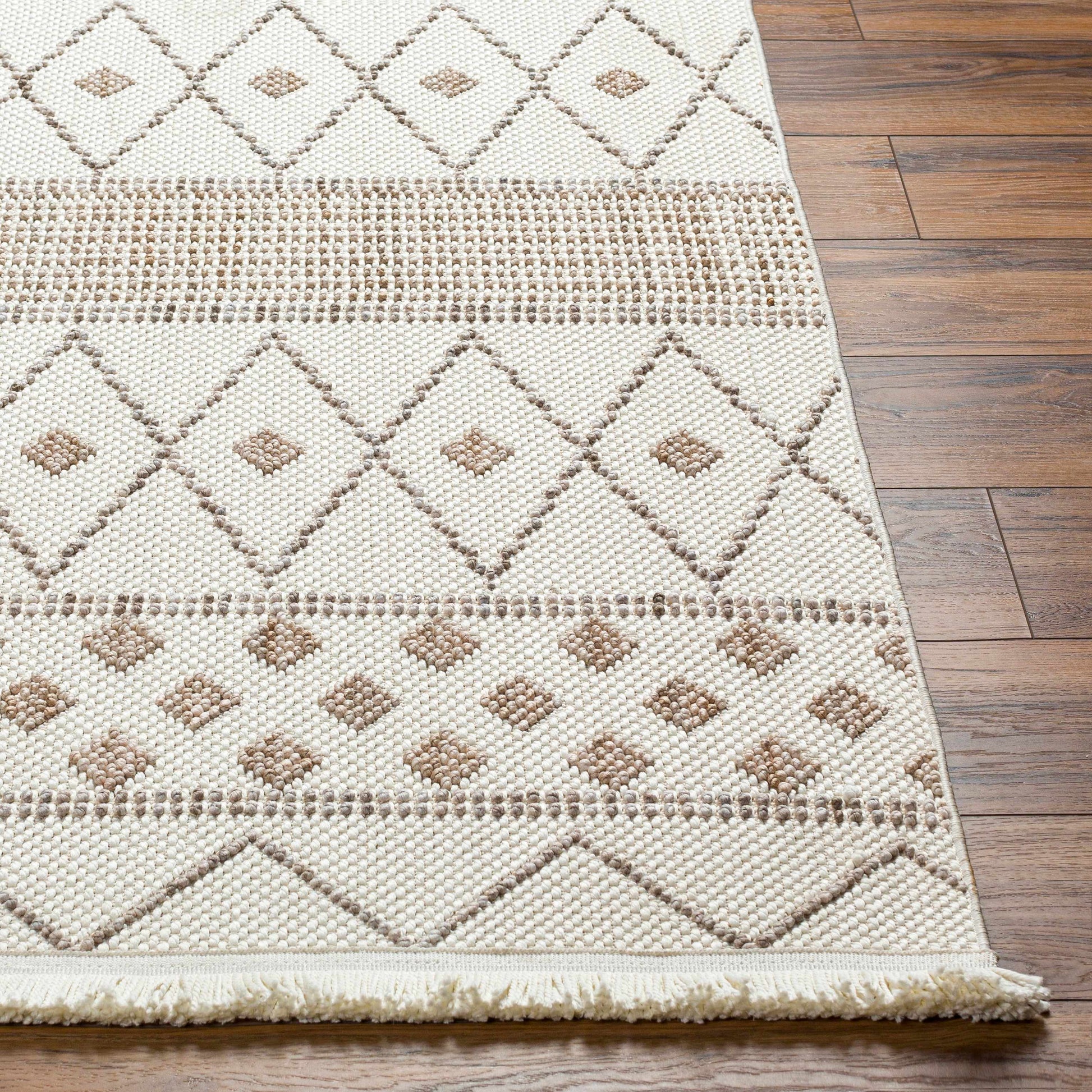 New Delhi NWH-2300 Machine Woven Rug