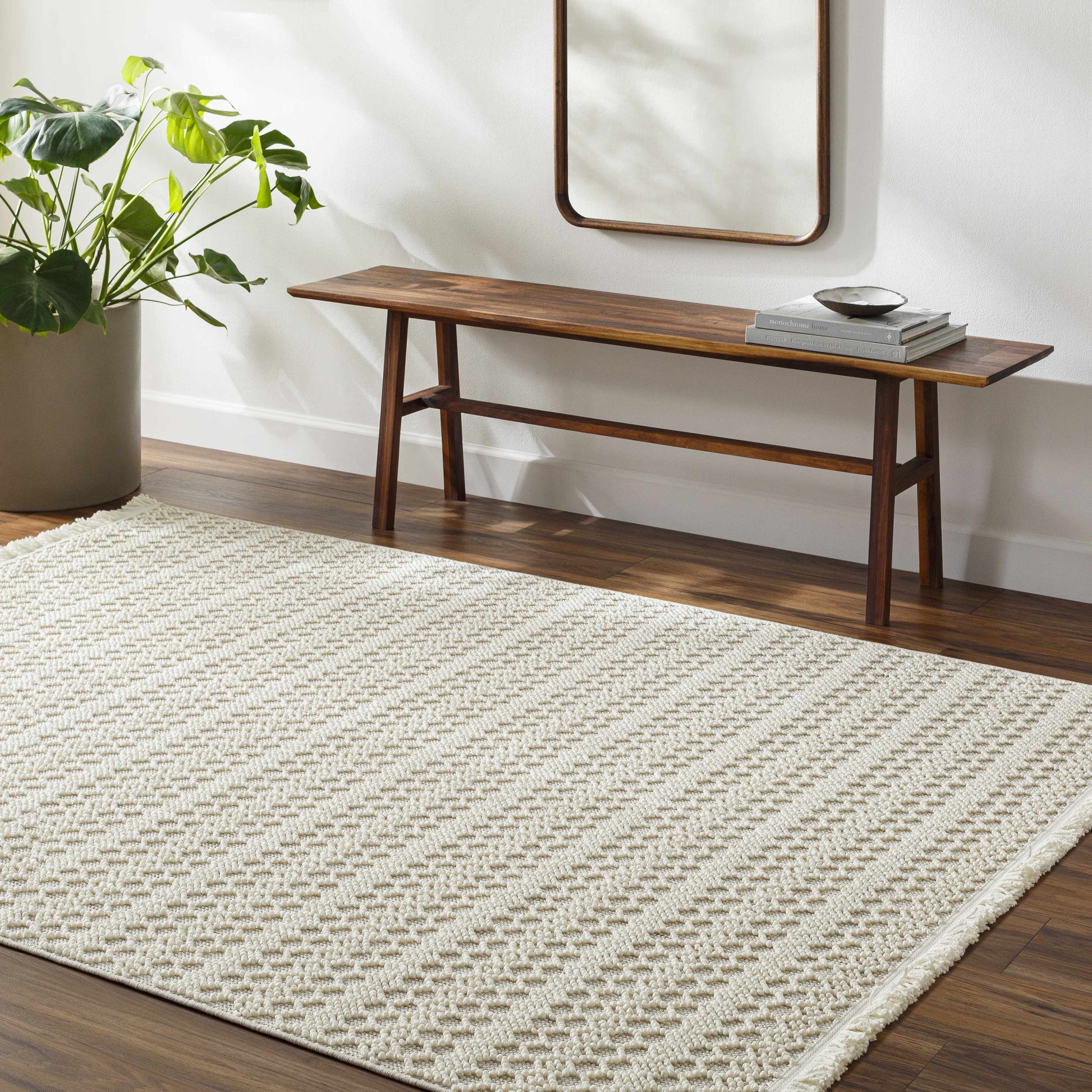New Delhi NWH-2308 Machine Woven Rug