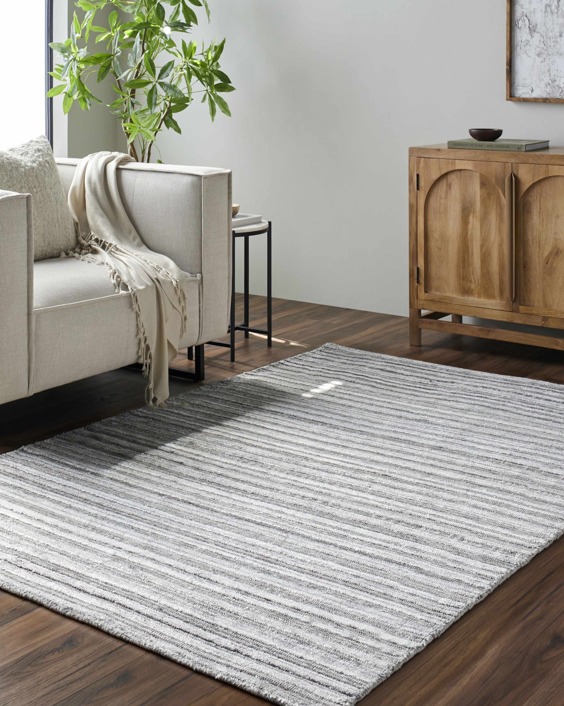 Patricia PCA-2301 Handmade Rug