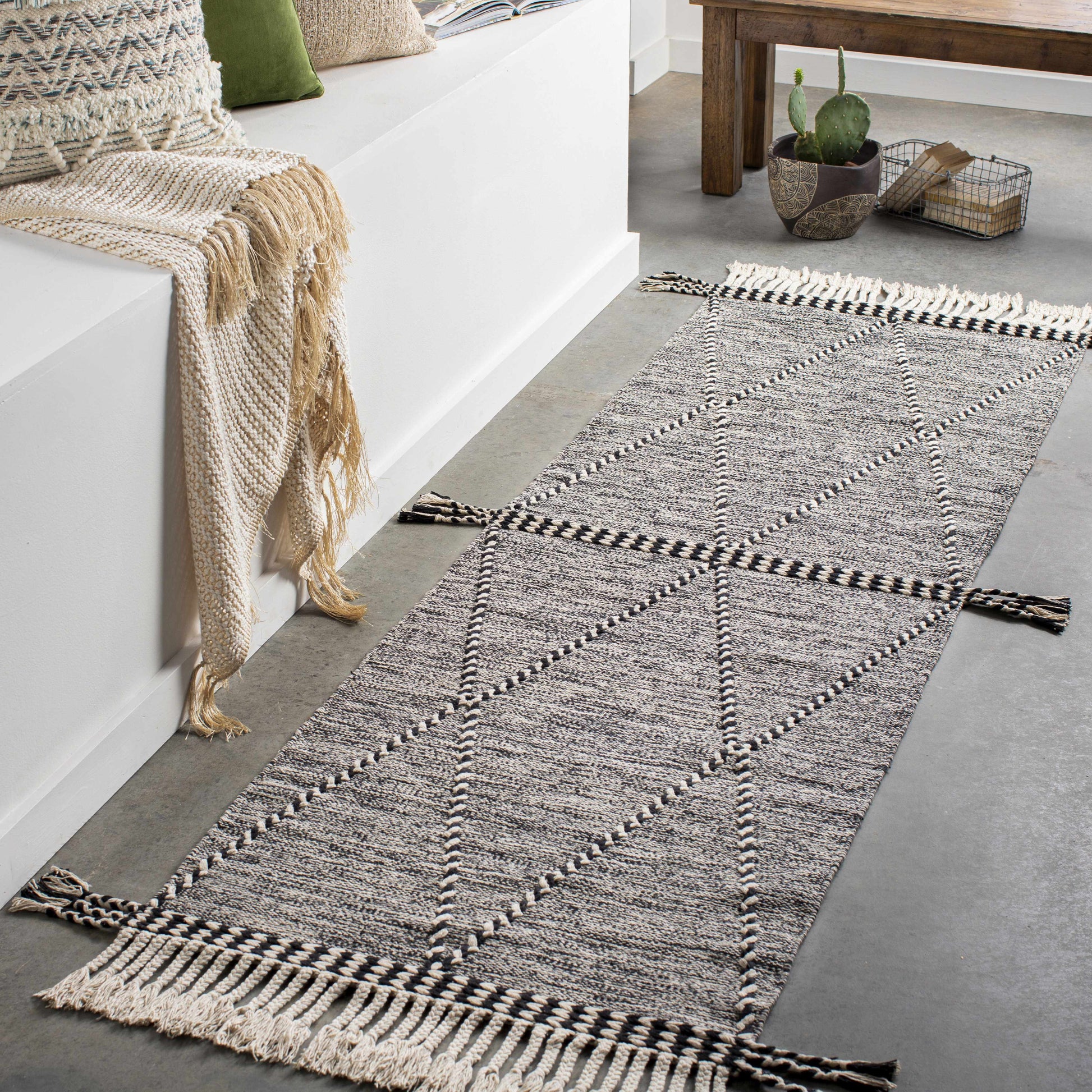 Zanafi ZNF-2301 Hand Woven Rug