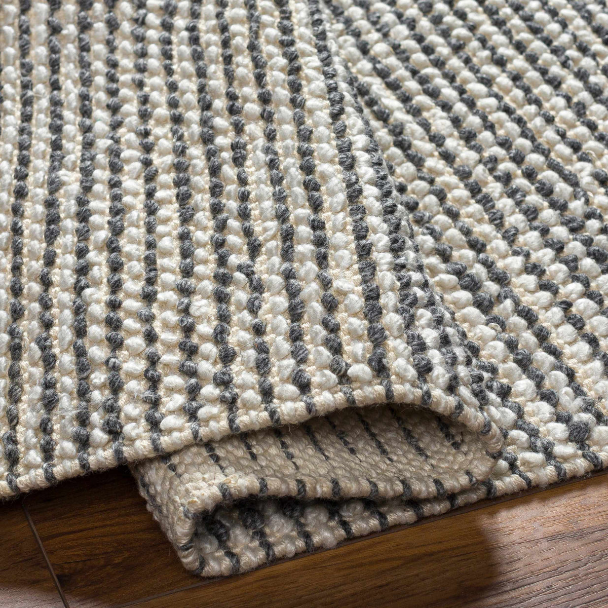 Reika REK-2302 Handmade Rug